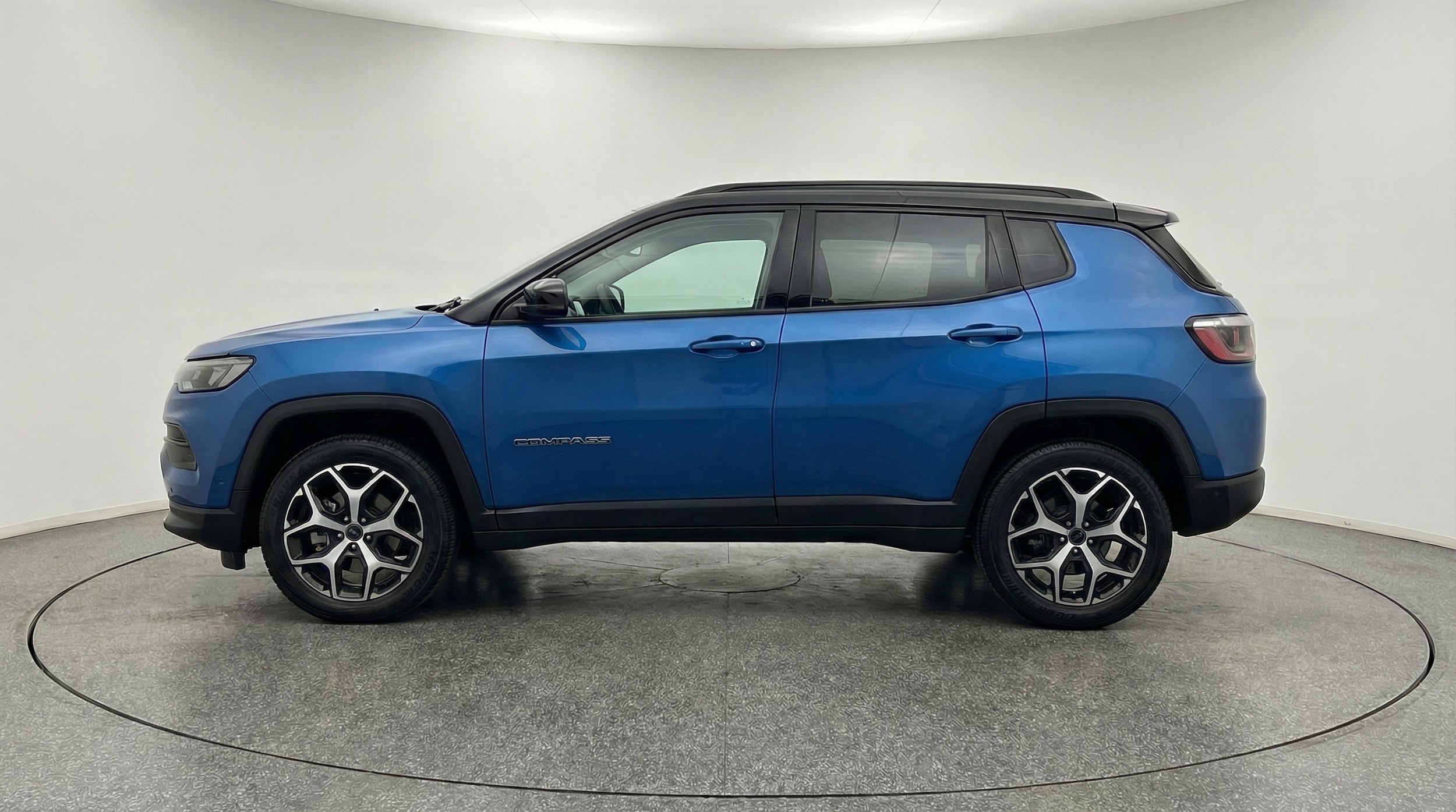 Thumbnail: 2025 Jeep Compass - 4