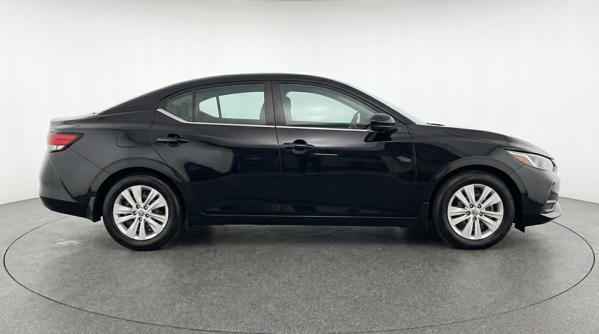 Thumbnail: 2025 Nissan Sentra - 8