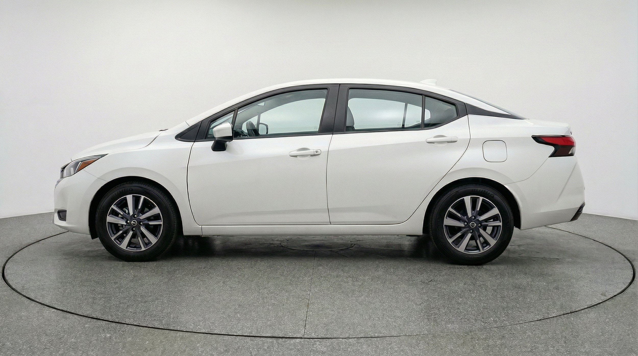 Thumbnail: 2025 Nissan Versa - 5