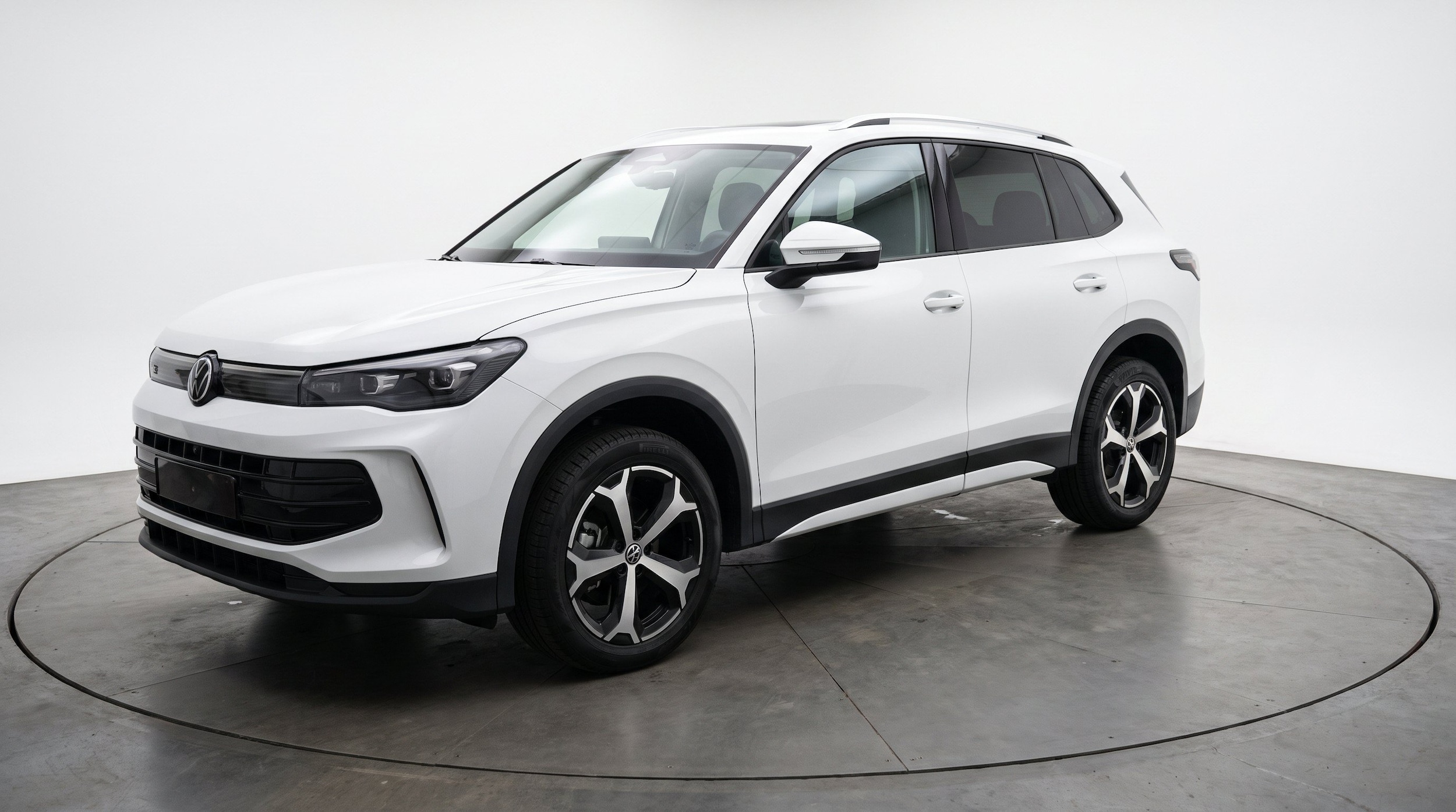 Thumbnail: 2026 Volkswagen Tiguan - 3