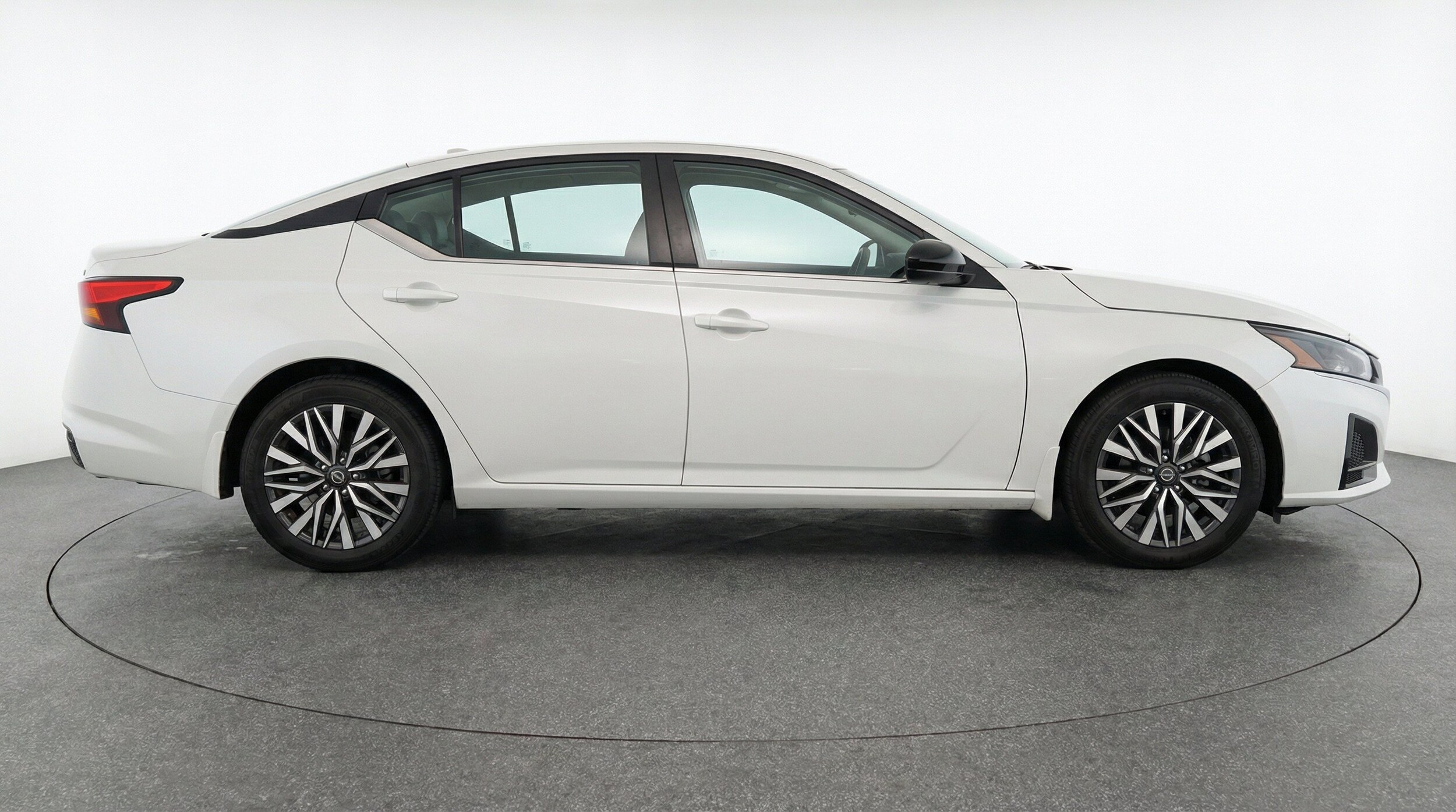 Thumbnail: 2025 Nissan Altima - 11