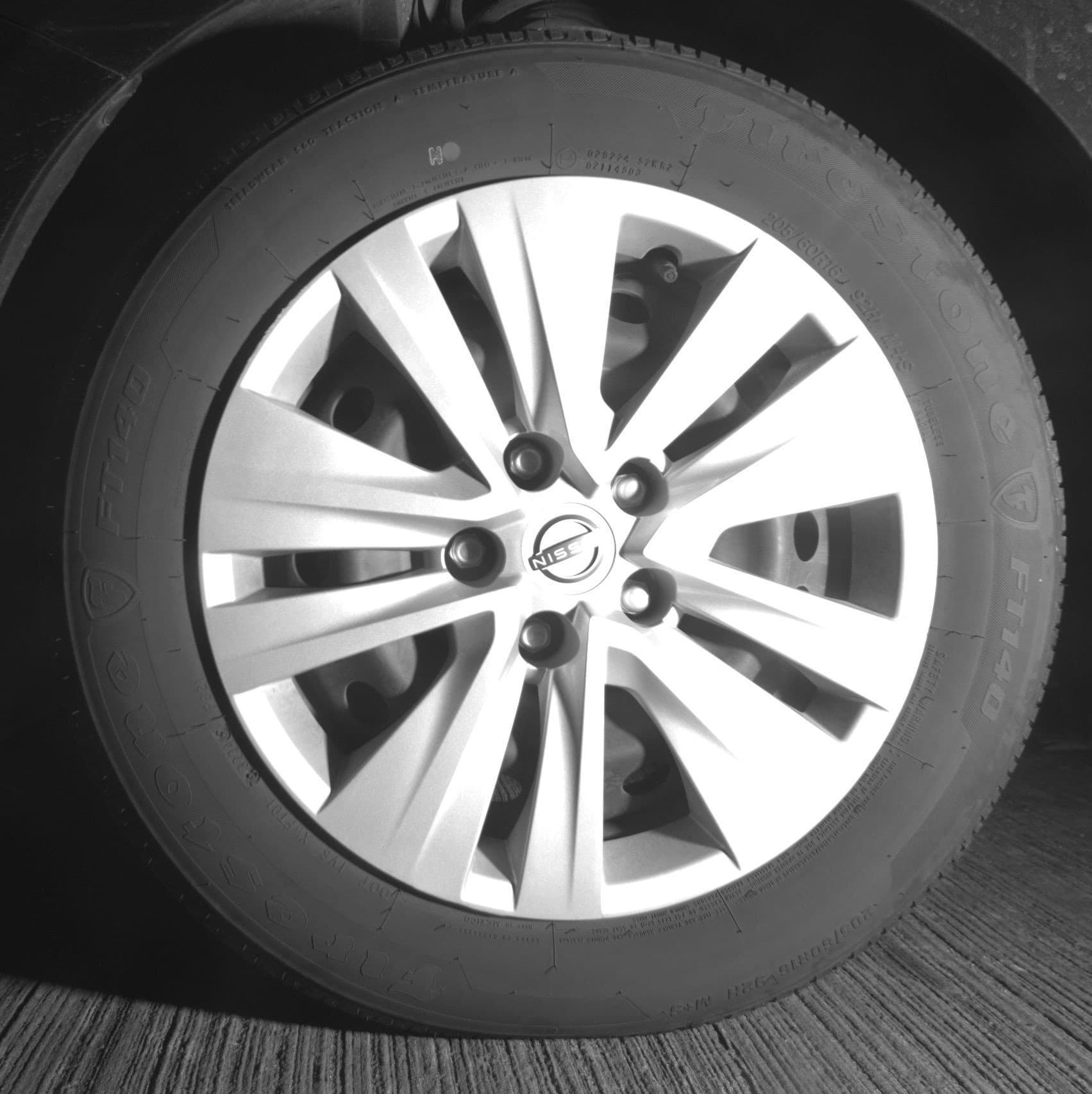 Thumbnail: 2025 Nissan Sentra - 9