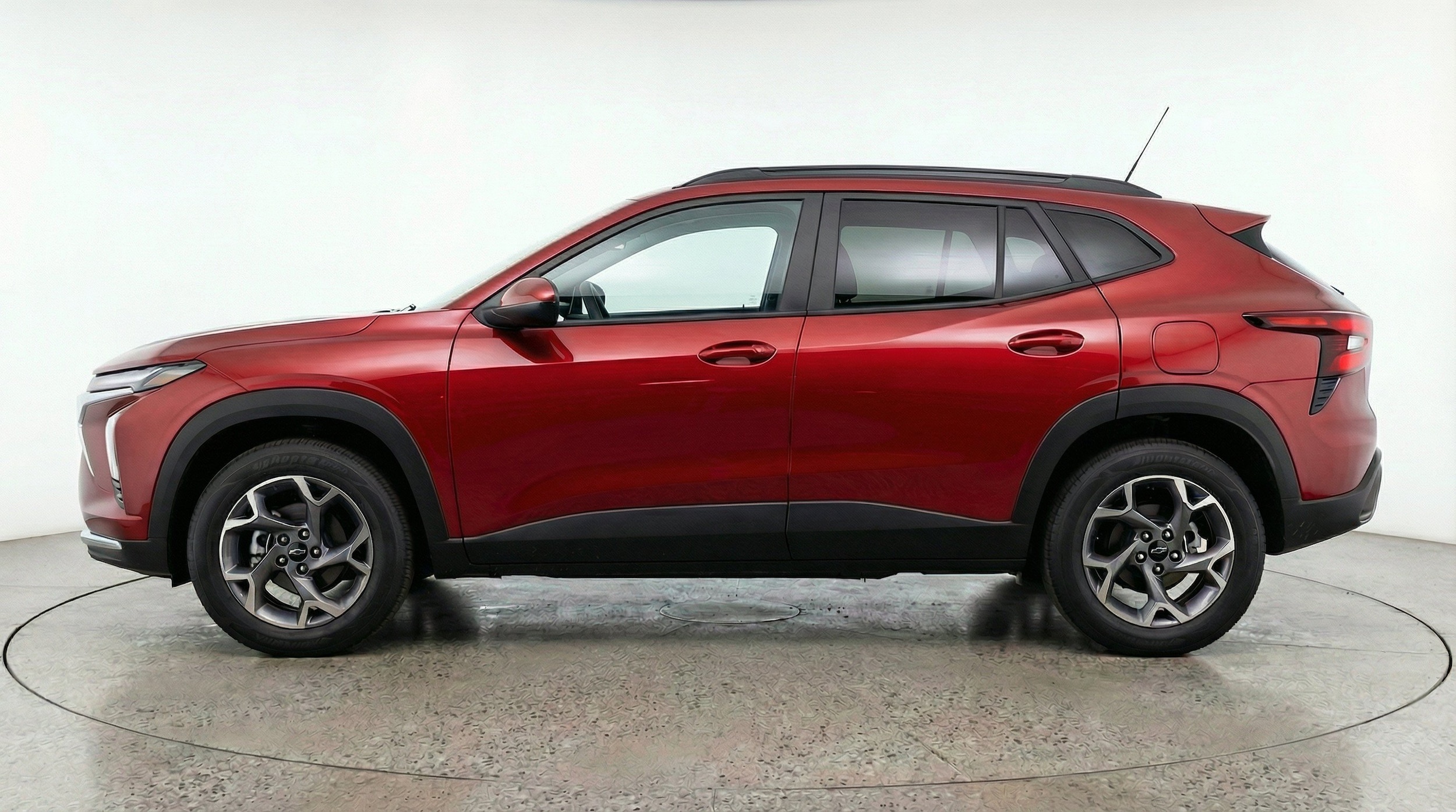 Thumbnail: 2025 Chevrolet Trax - 5