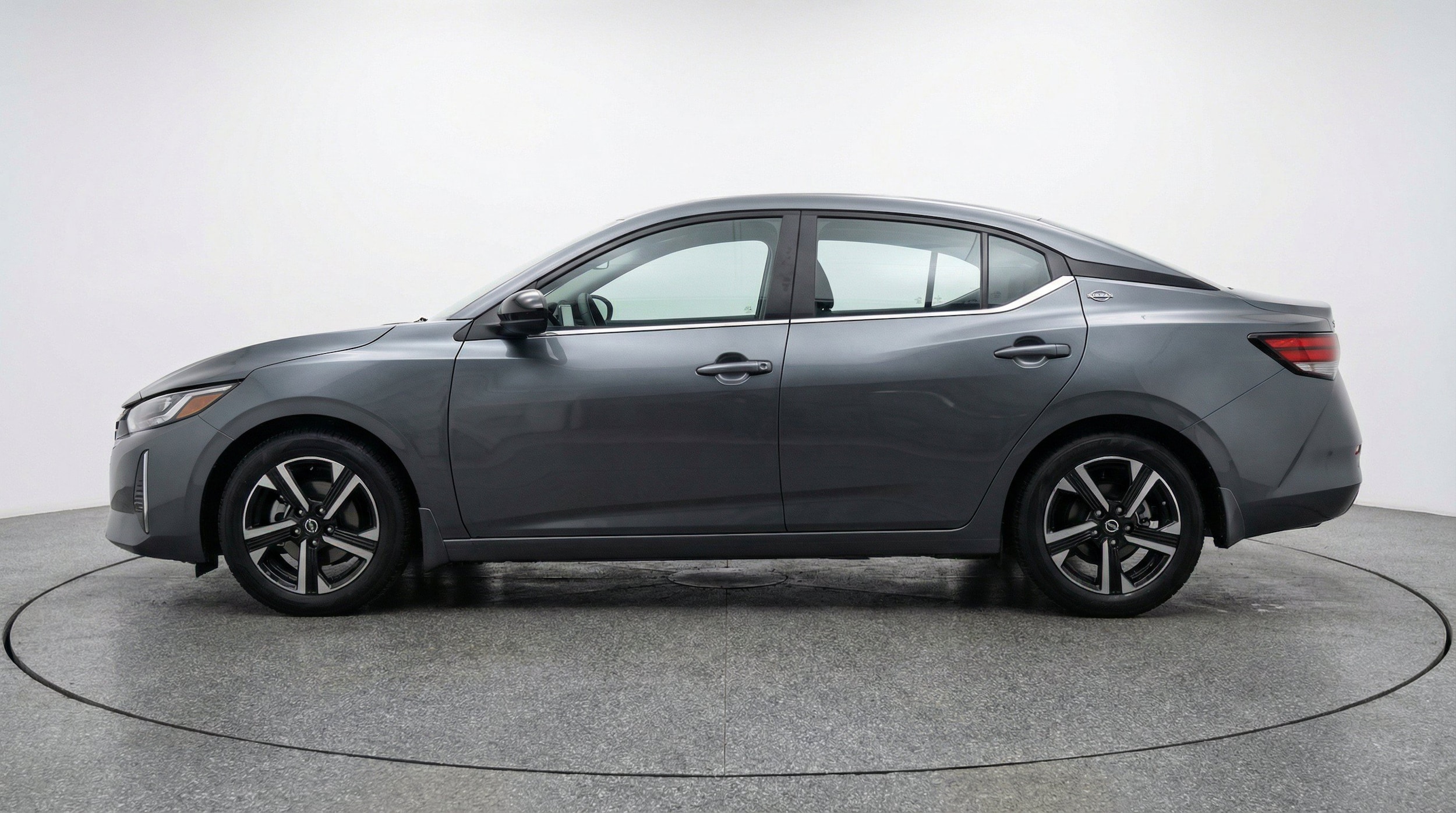 Thumbnail: 2025 Nissan Sentra - 5