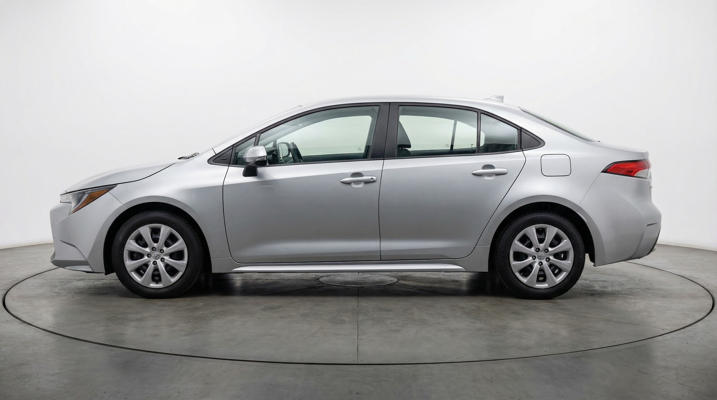 Thumbnail: 2025 Toyota Corolla - 4