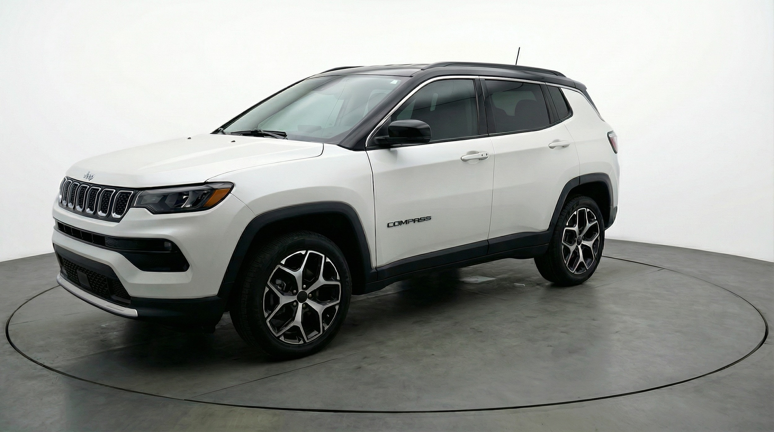 Thumbnail: 2025 Jeep Compass - 3