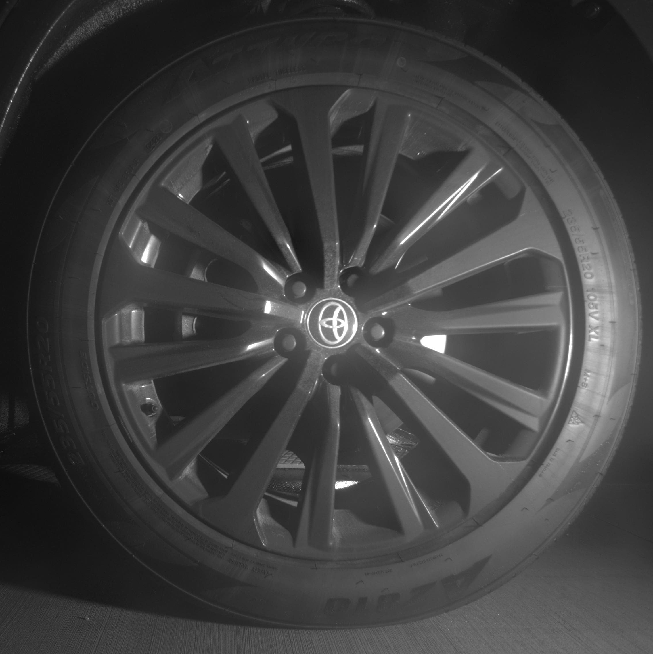 Thumbnail: 2024 Toyota Highlander - 9