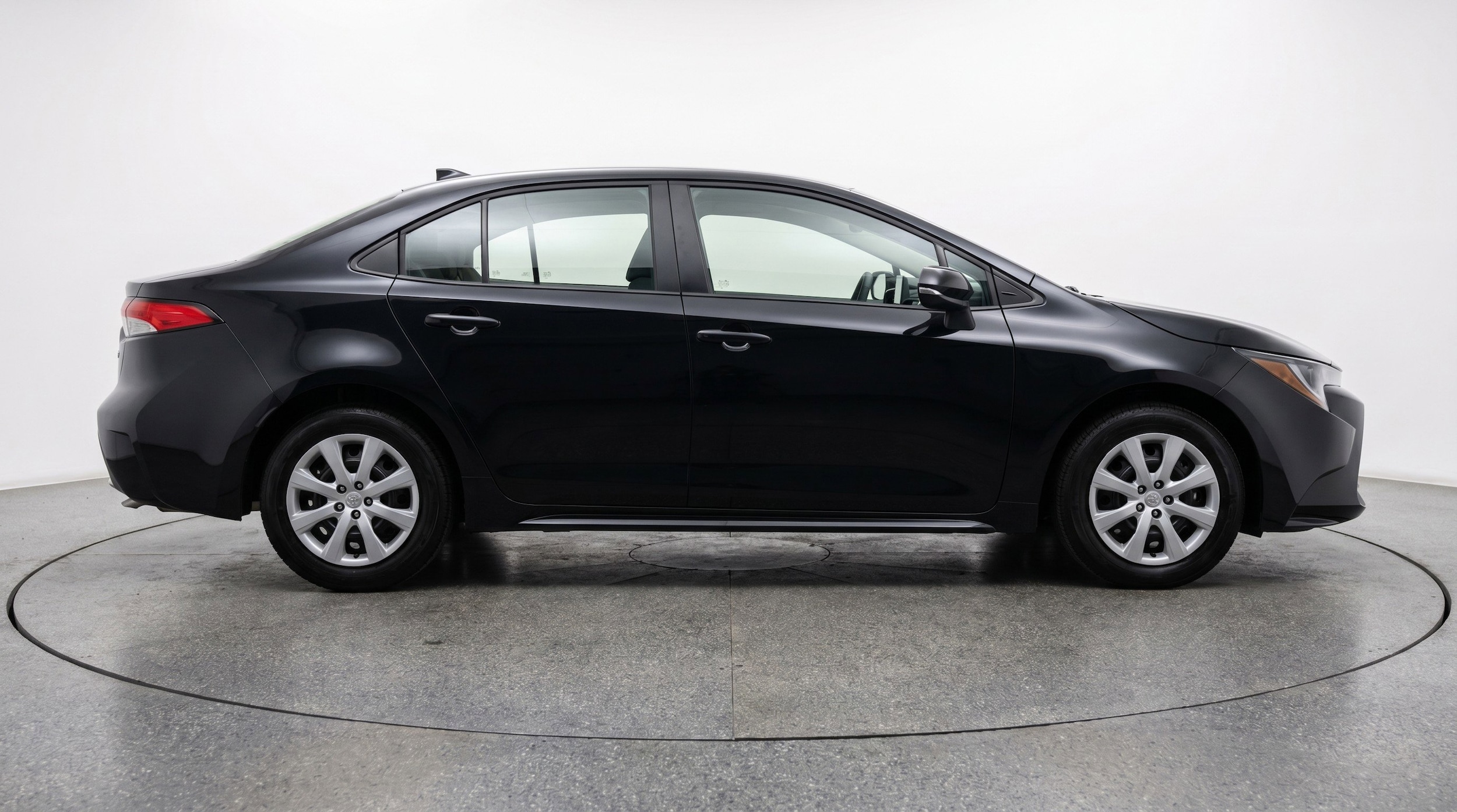 Thumbnail: 2025 Toyota Corolla - 11