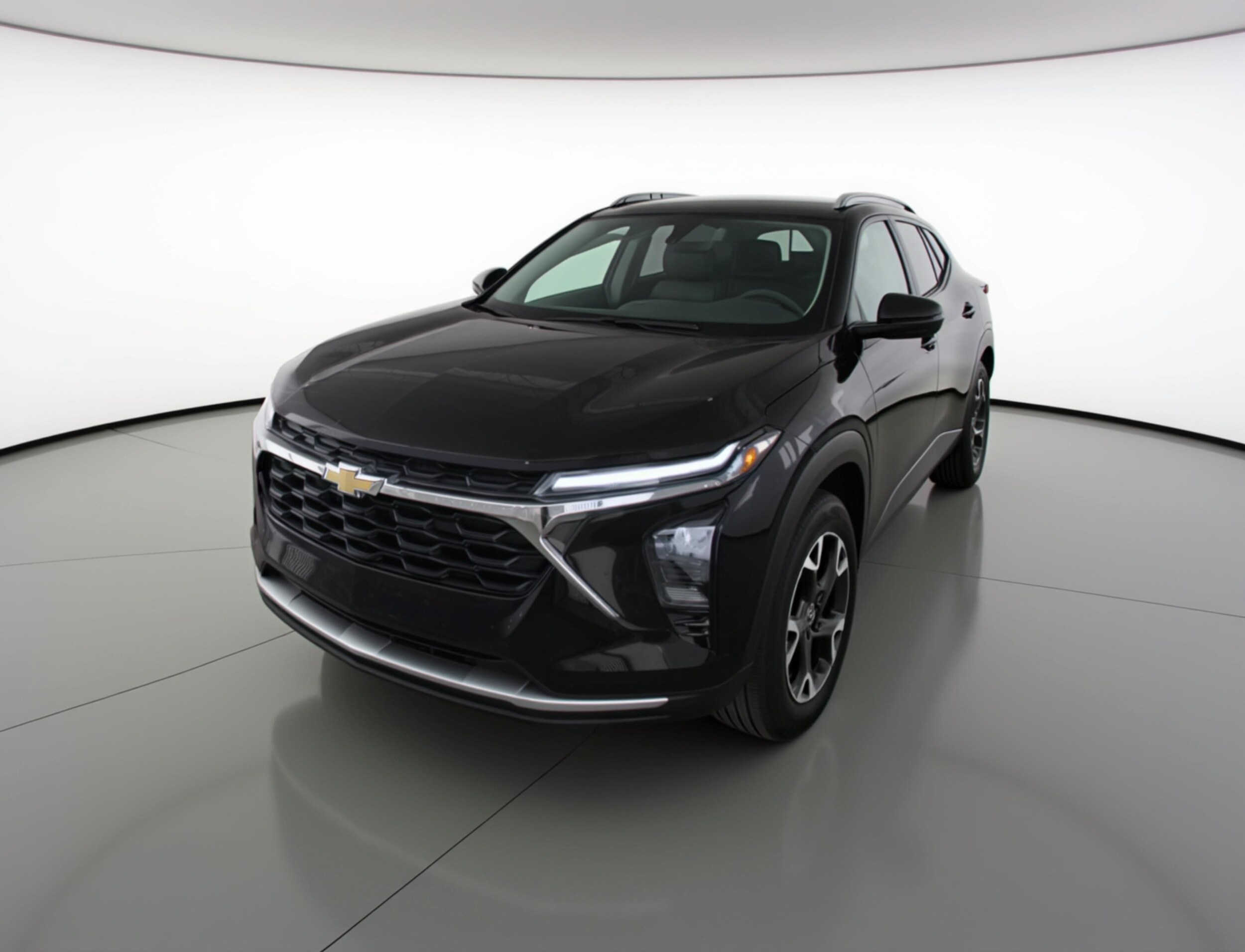 Thumbnail: 2025 Chevrolet Trax - 3