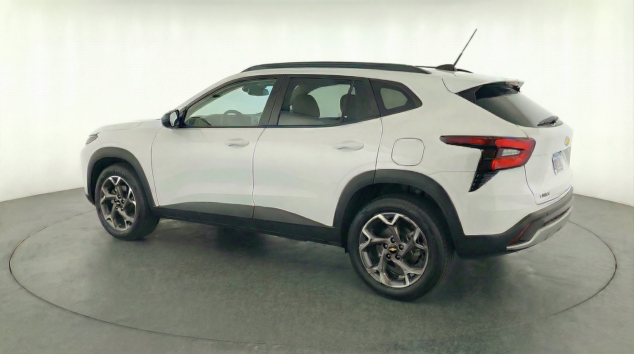 Thumbnail: 2025 Chevrolet Trax - 6