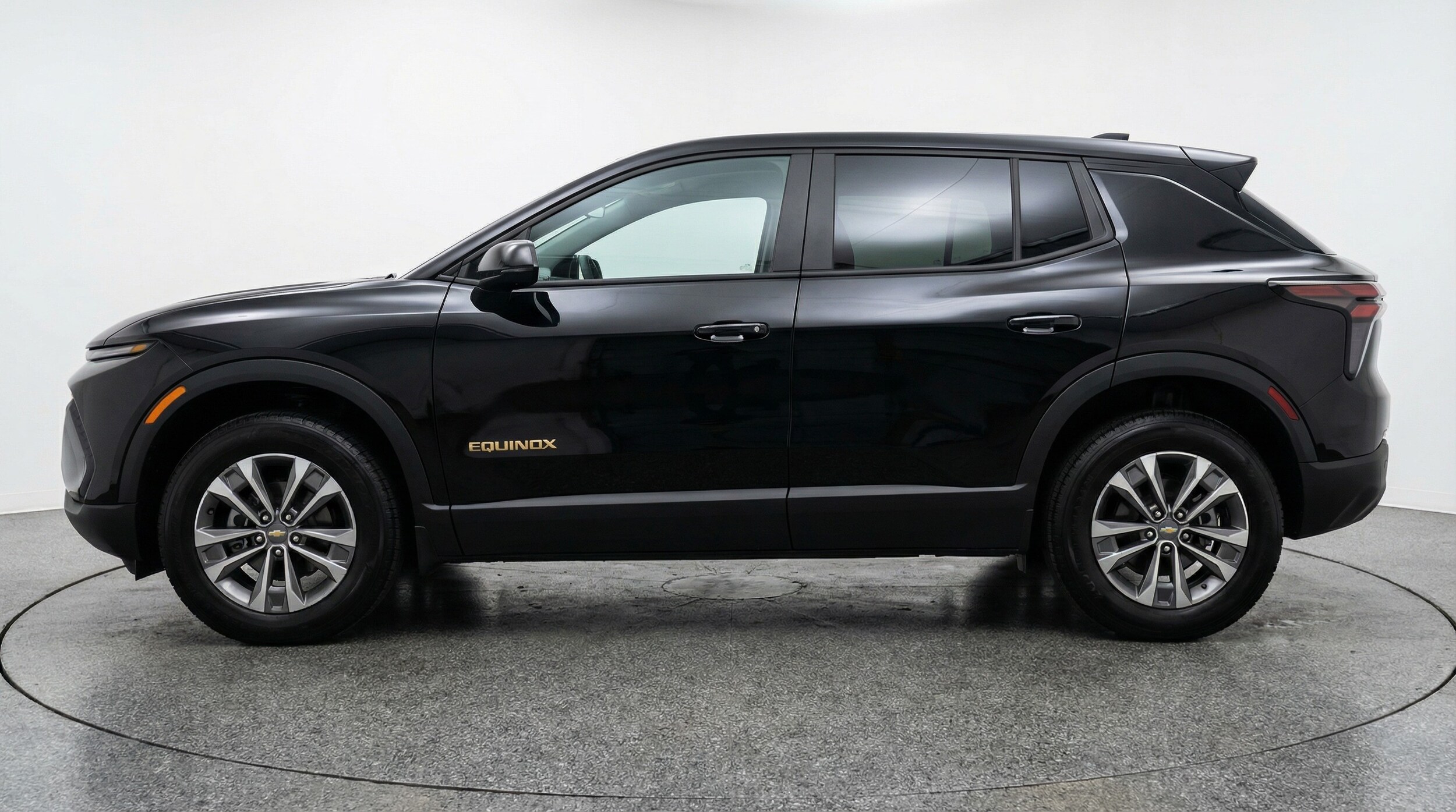 Thumbnail: 2025 Chevrolet Equinox - 4