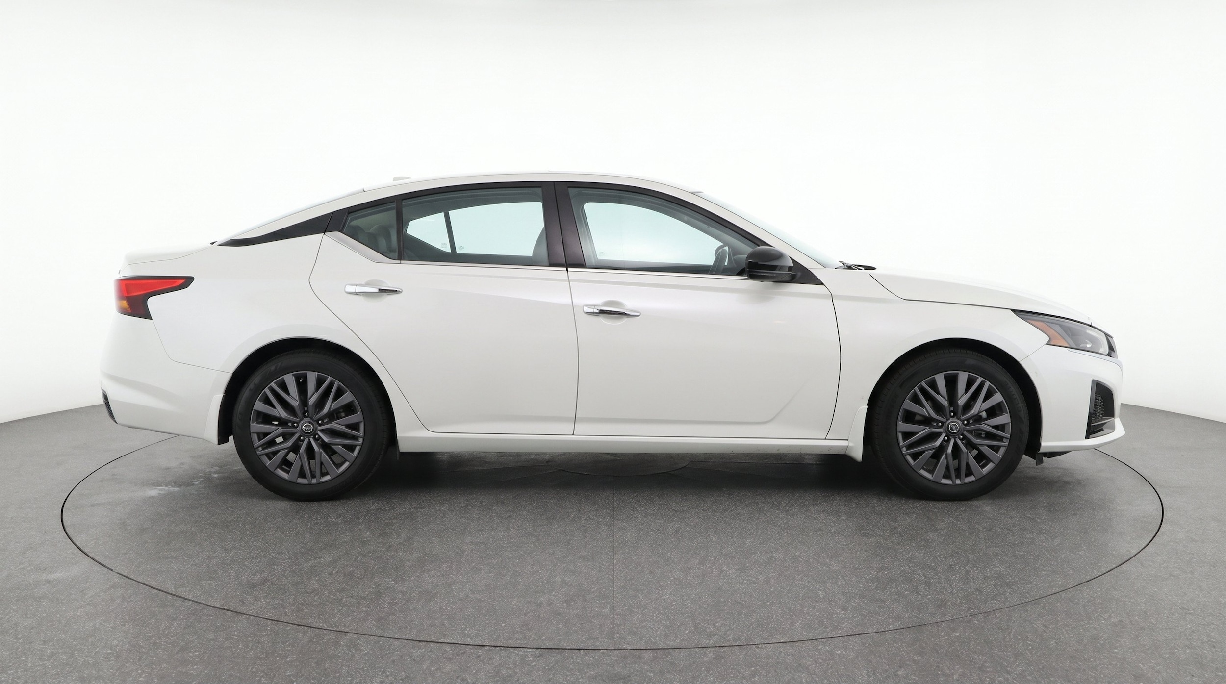Thumbnail: 2025 Nissan Altima - 11