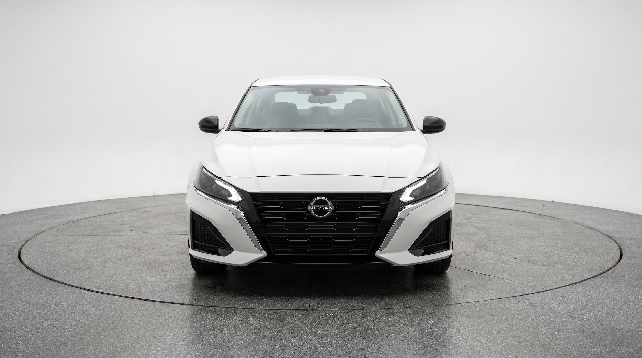 Thumbnail: 2025 Nissan Altima - 2
