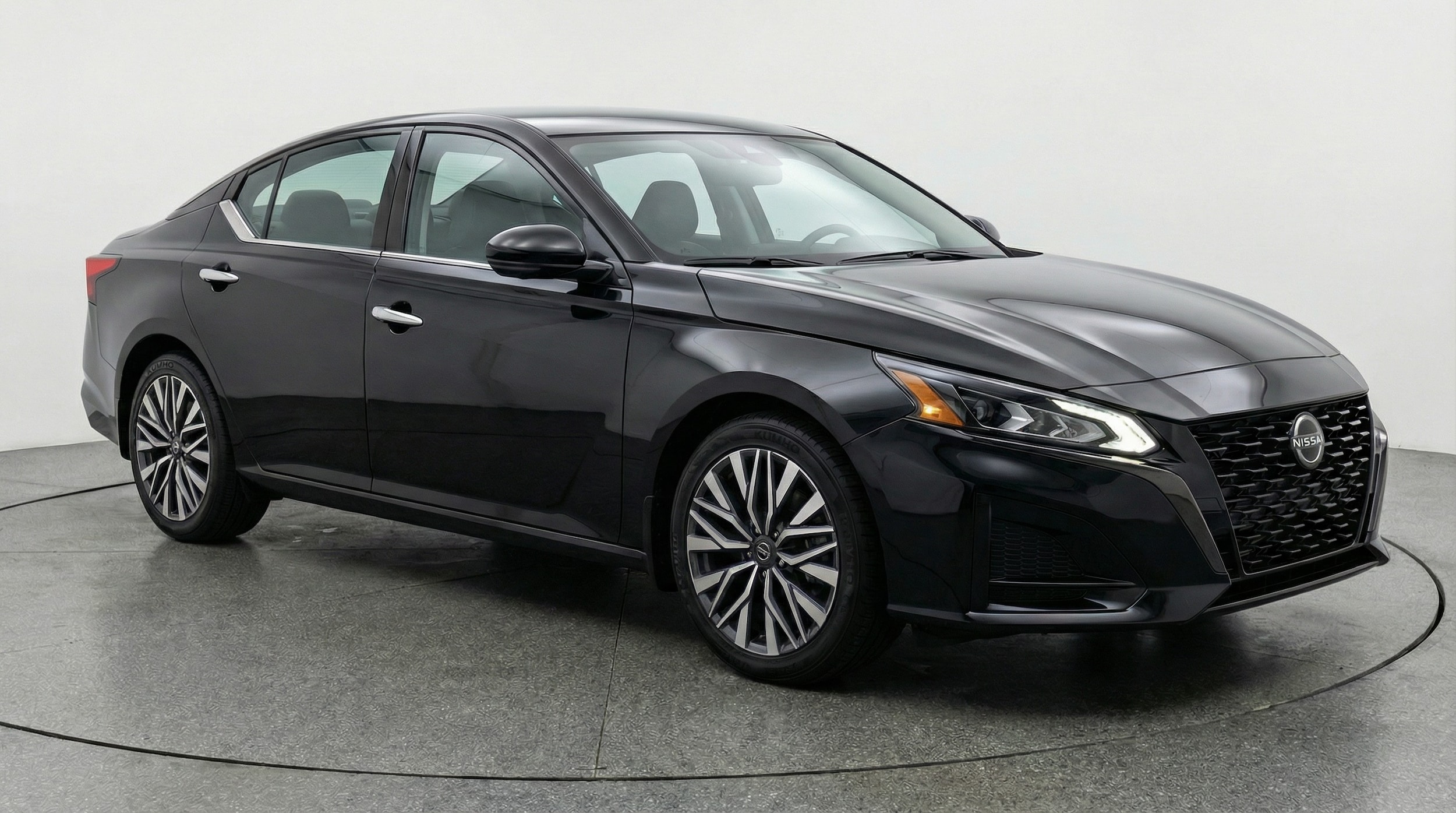 Thumbnail: 2025 Nissan Altima - 1