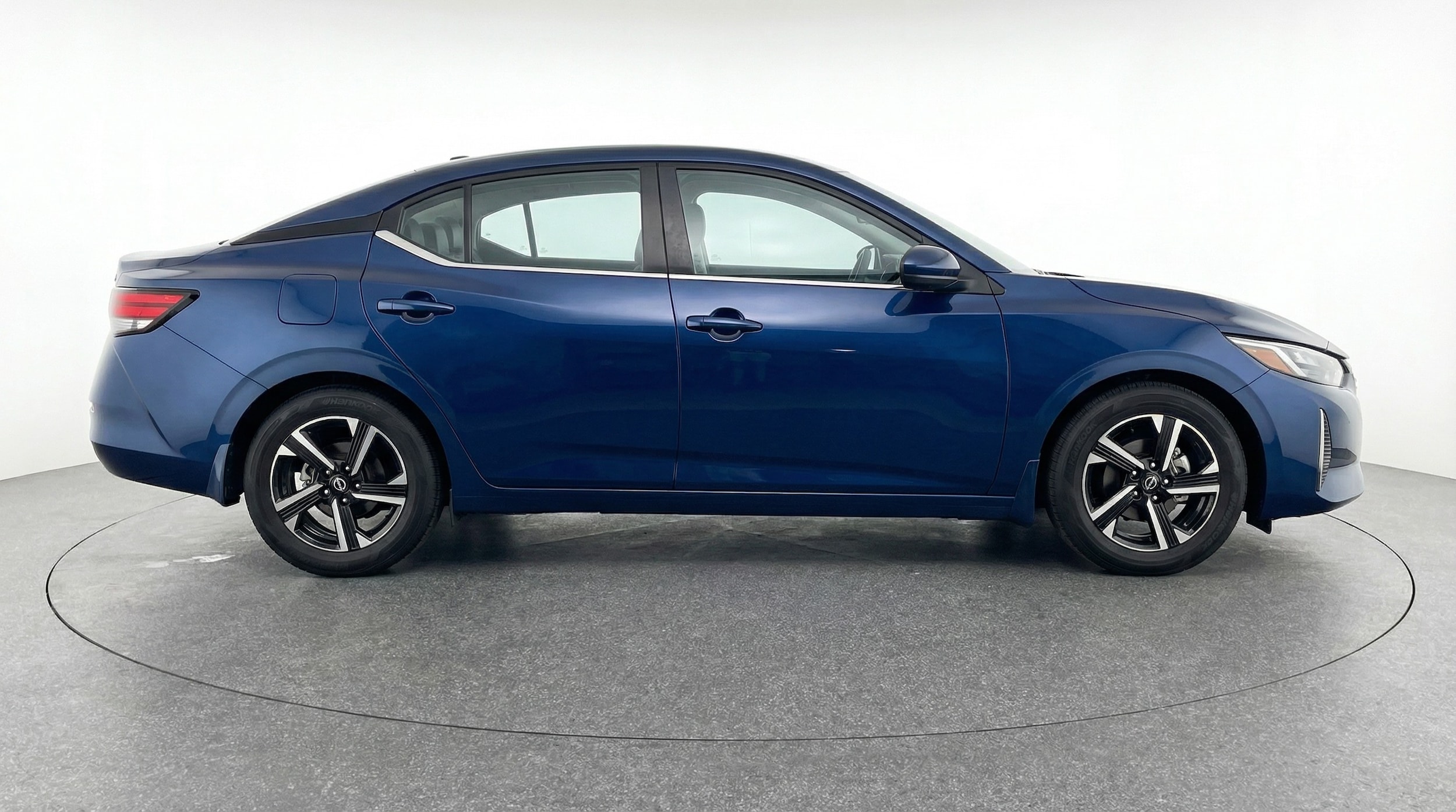 Thumbnail: 2025 Nissan Sentra - 8