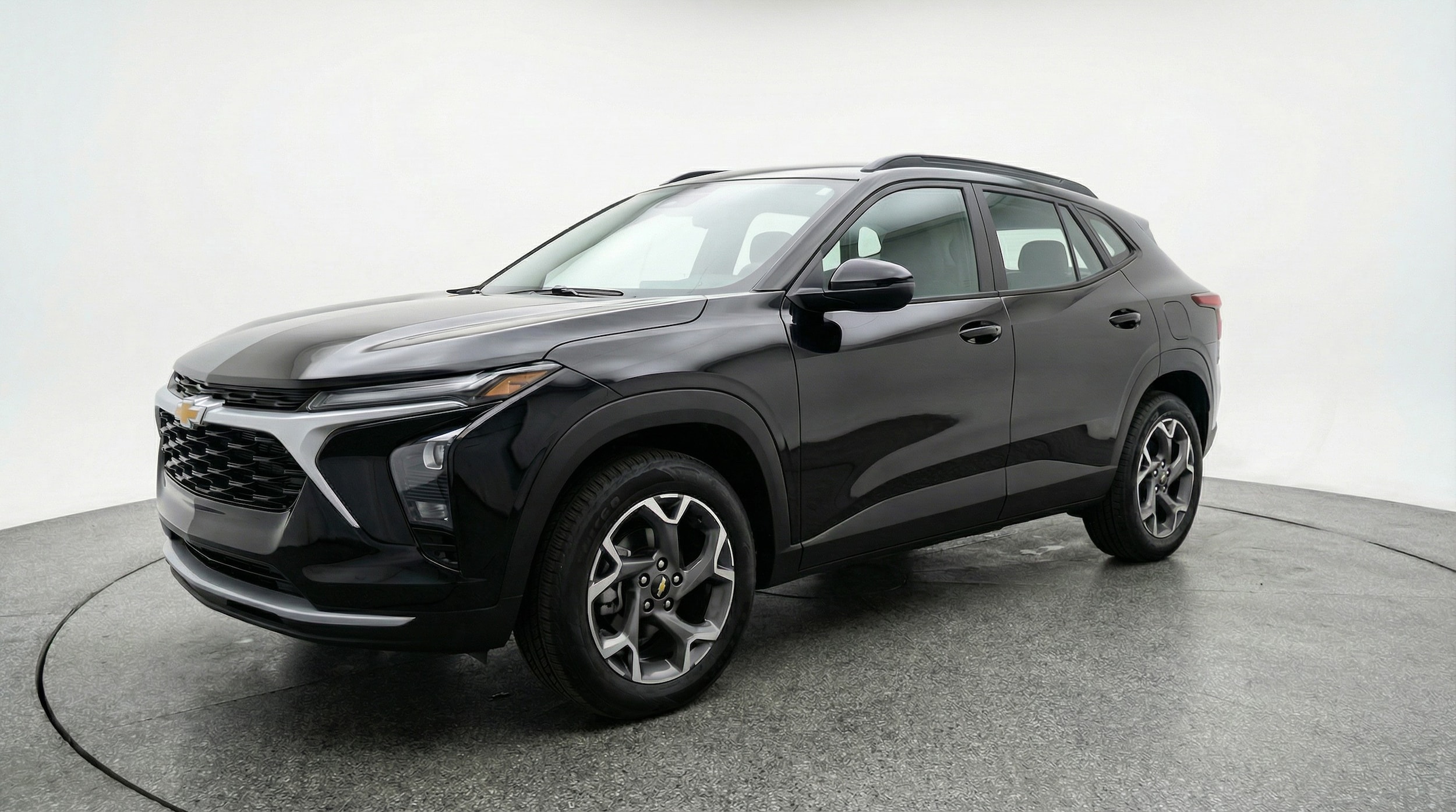 Thumbnail: 2025 Chevrolet Trax - 3