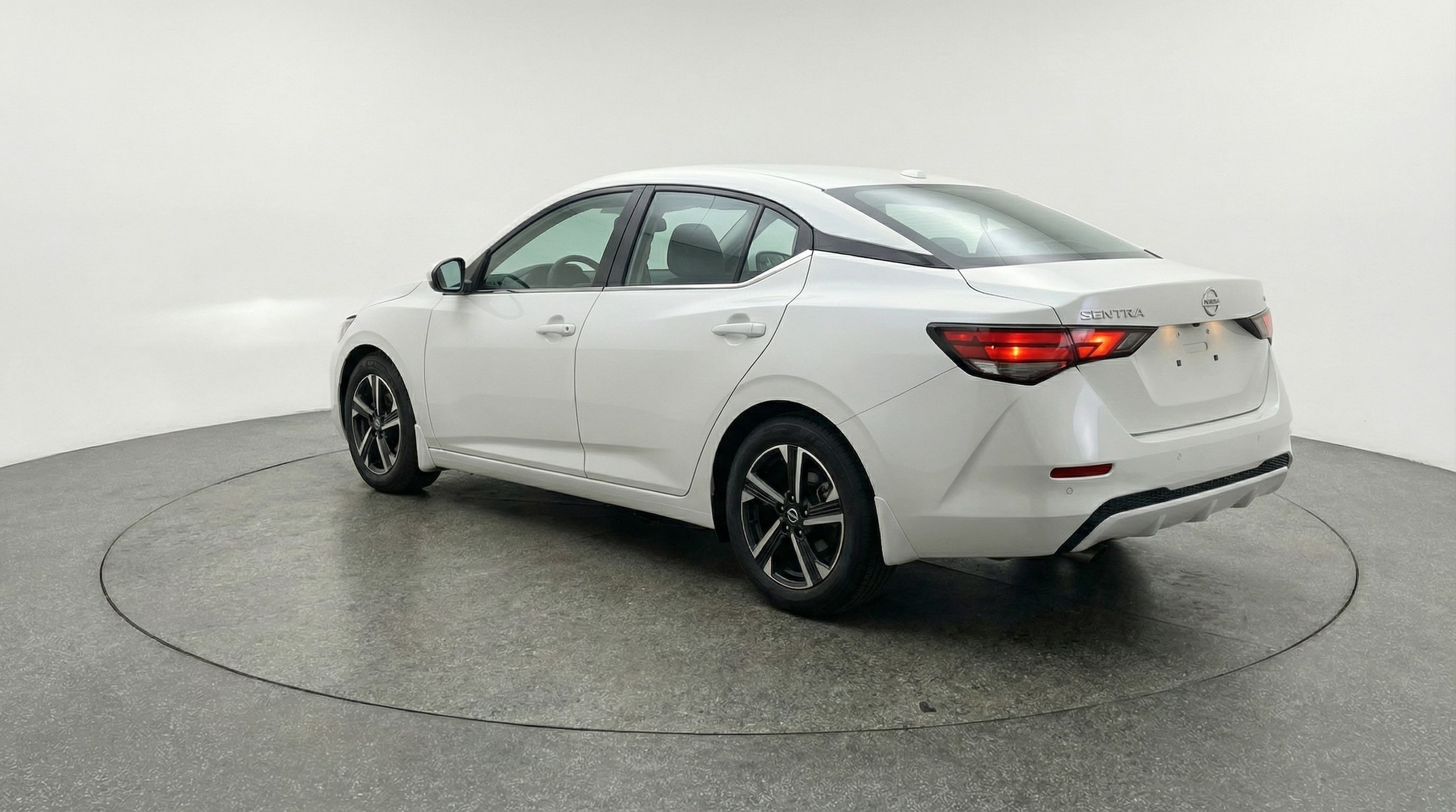 Thumbnail: 2025 Nissan Sentra - 5