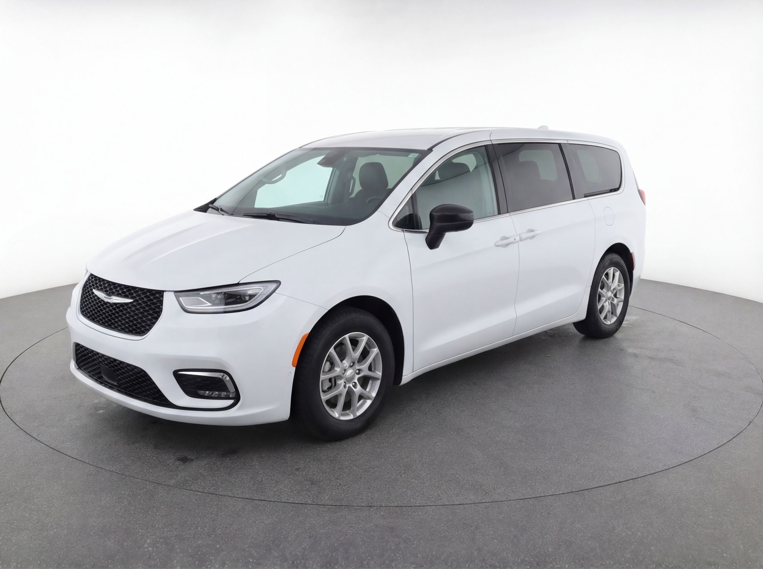 Thumbnail: 2024 Chrysler Pacifica - 3