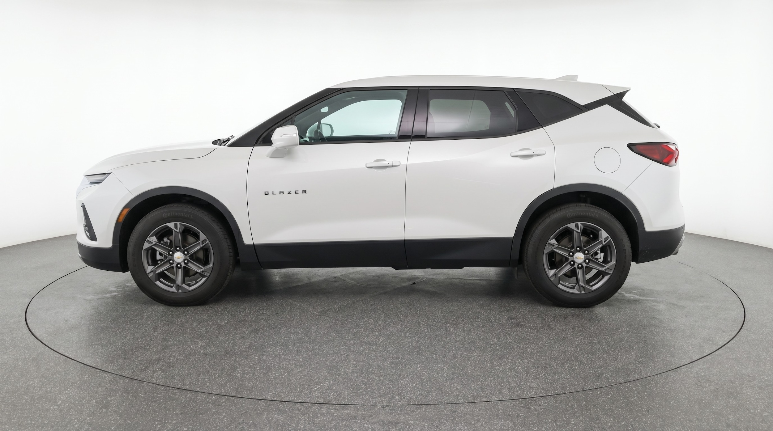 Thumbnail: 2025 Chevrolet Blazer - 4