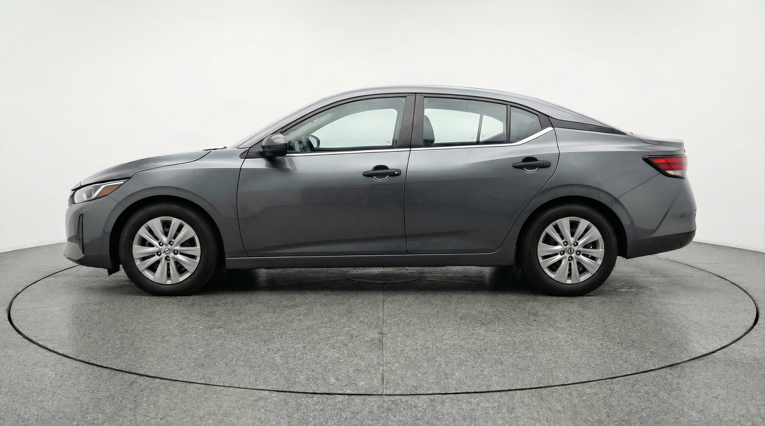 Thumbnail: 2025 Nissan Sentra - 4