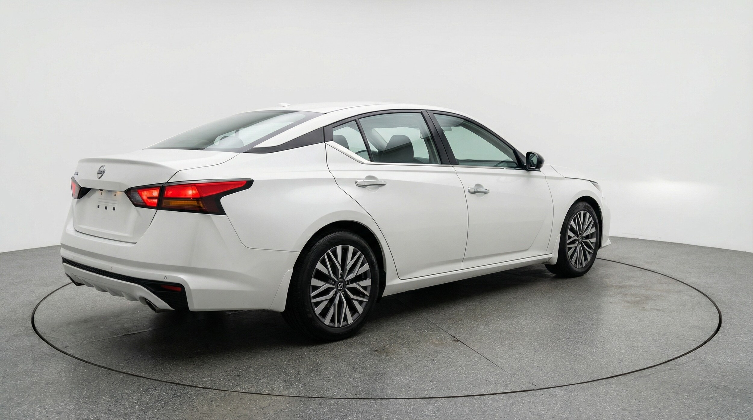 Thumbnail: 2025 Nissan Altima - 7