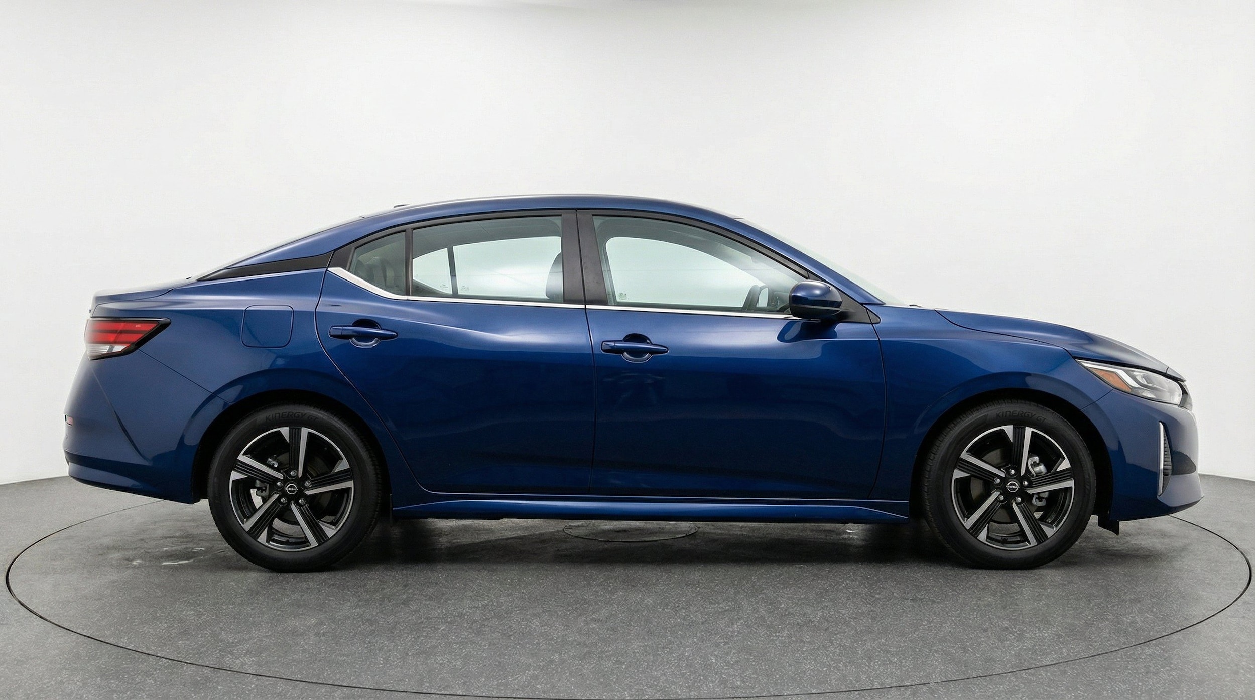 Thumbnail: 2025 Nissan Sentra - 10