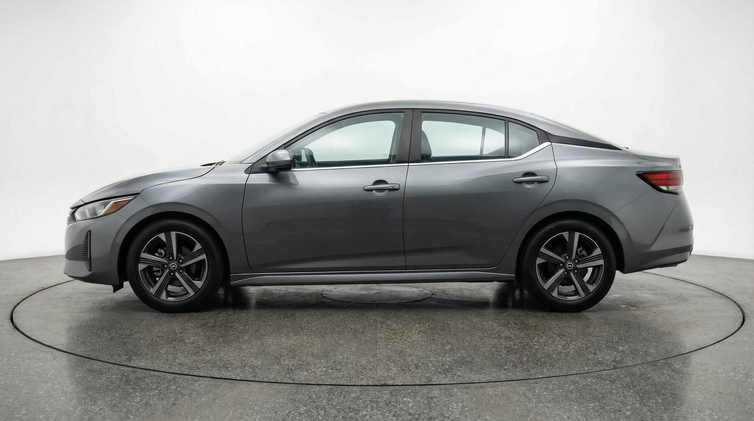 Thumbnail: 2025 Nissan Sentra - 5