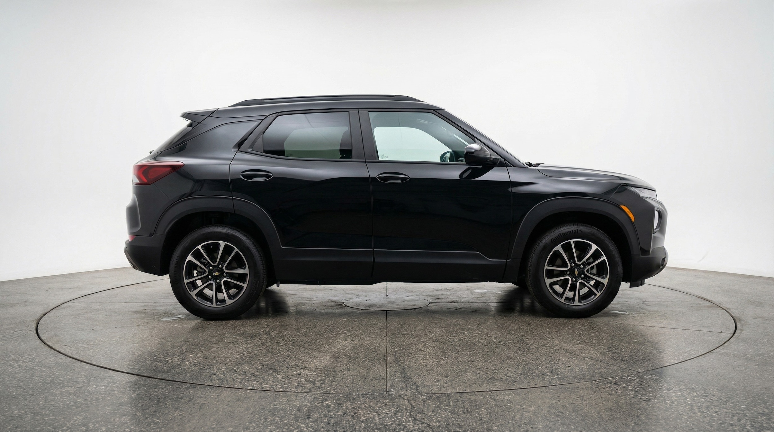 Thumbnail: 2025 Chevrolet TrailBlazer - 8