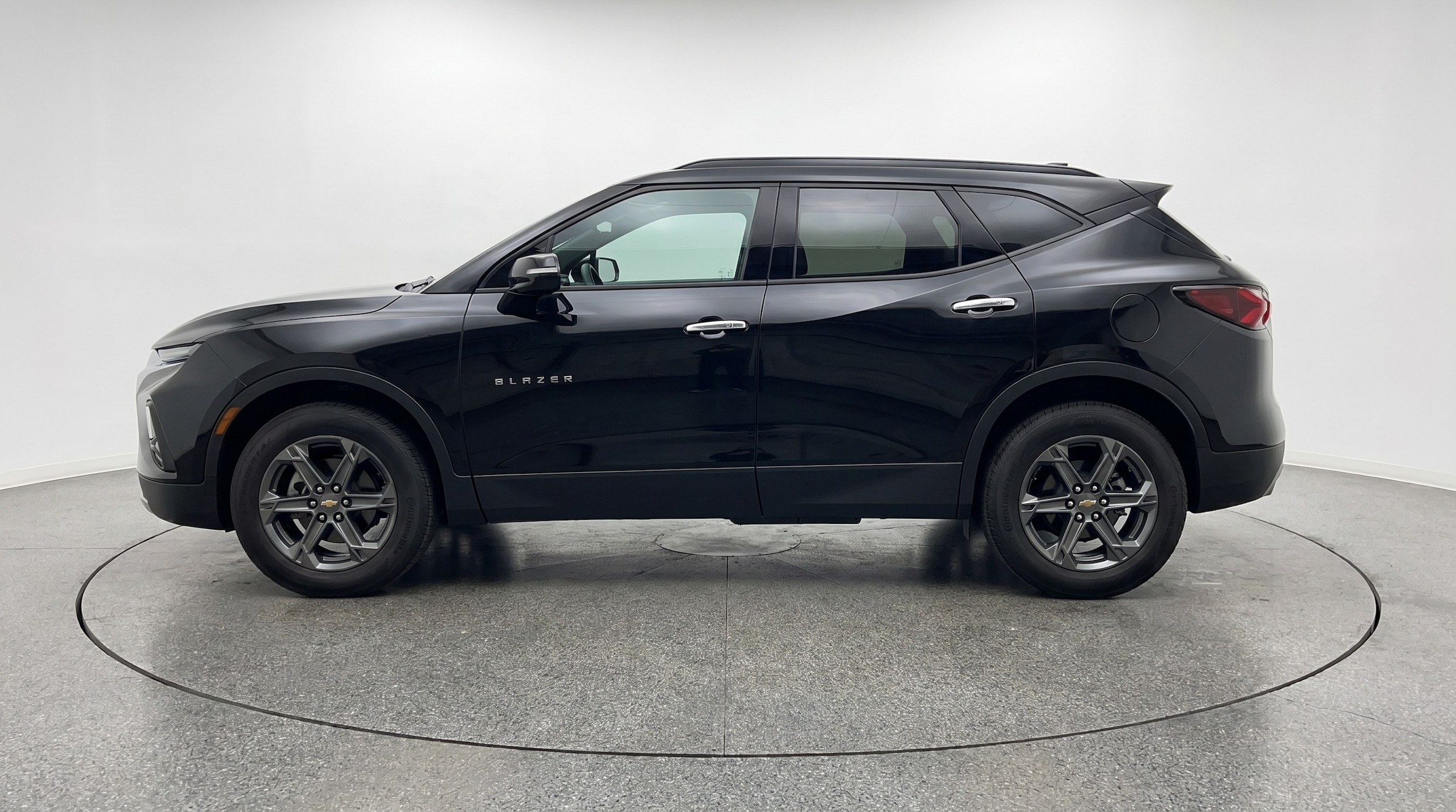 Thumbnail: 2025 Chevrolet Blazer - 4