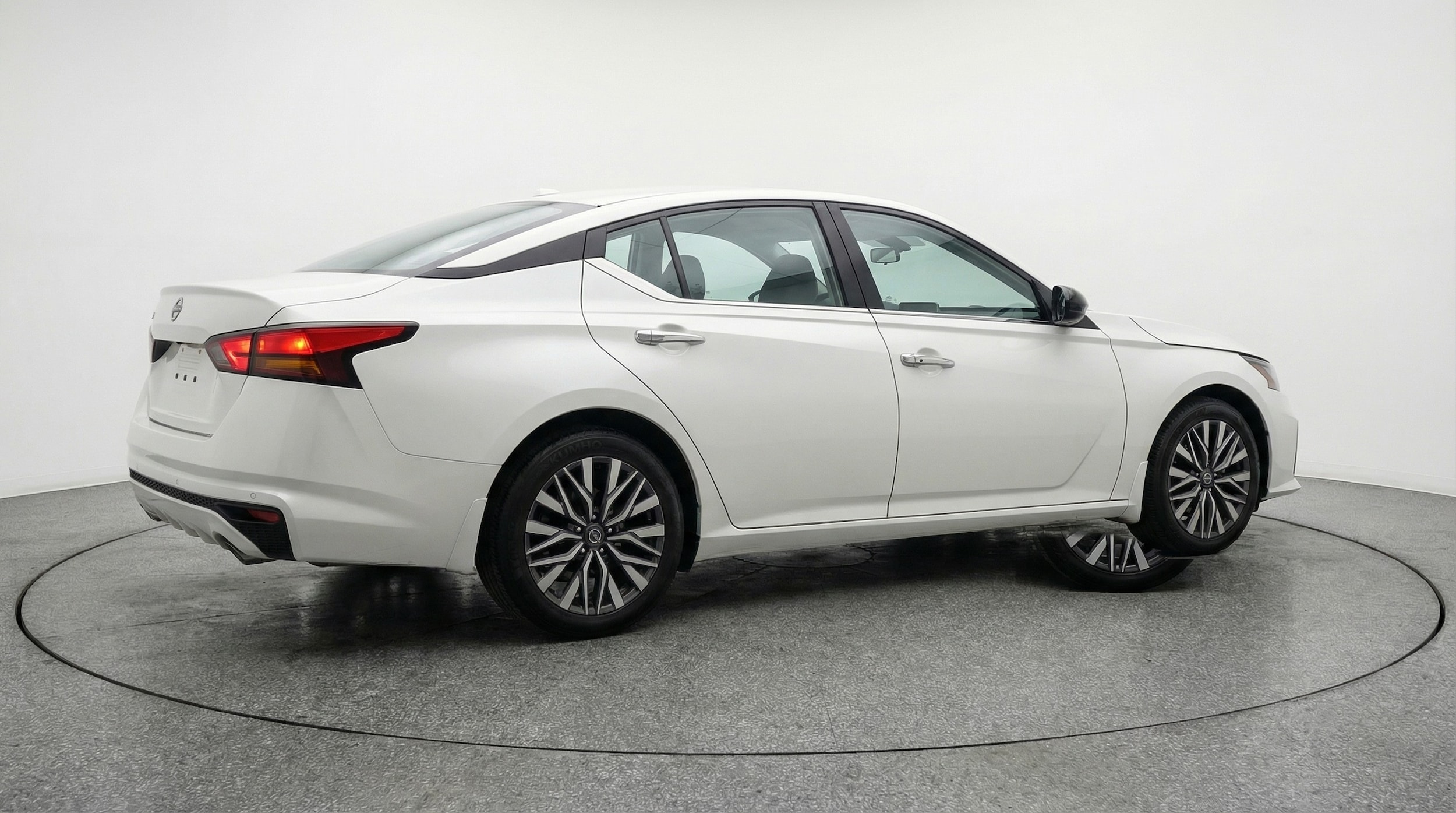 Thumbnail: 2025 Nissan Altima - 7