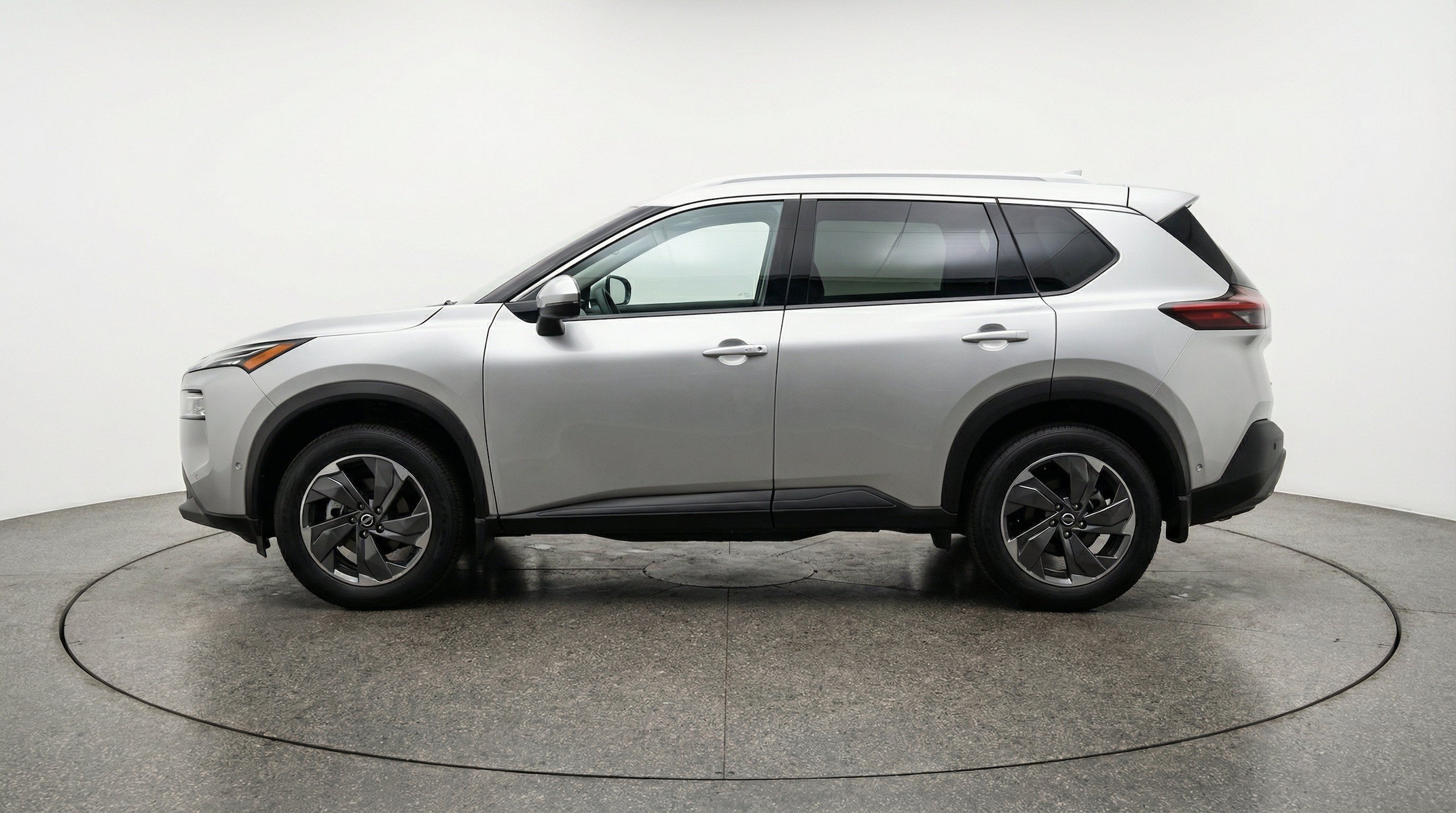 Thumbnail: 2025 Nissan Rogue - 5