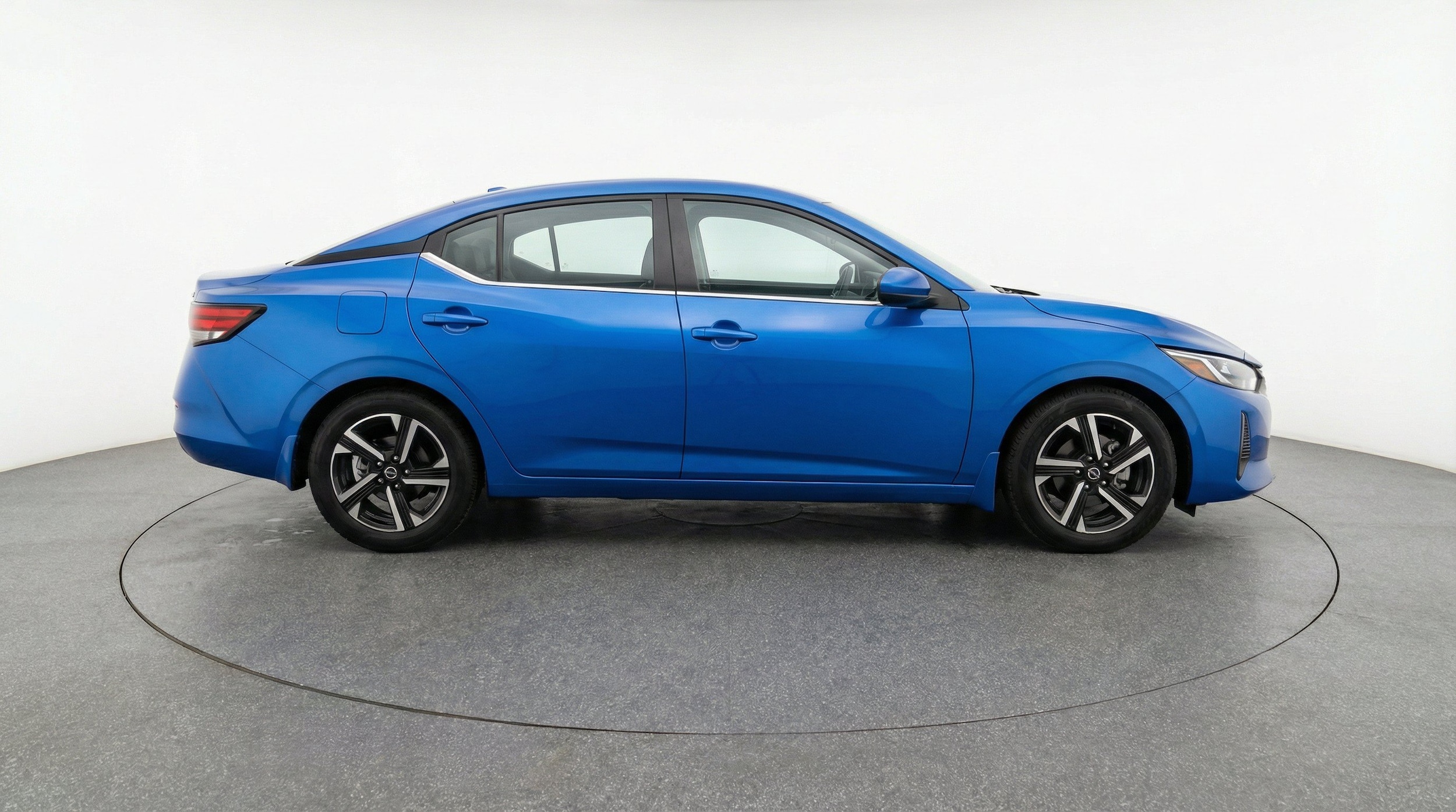 Thumbnail: 2025 Nissan Sentra - 11