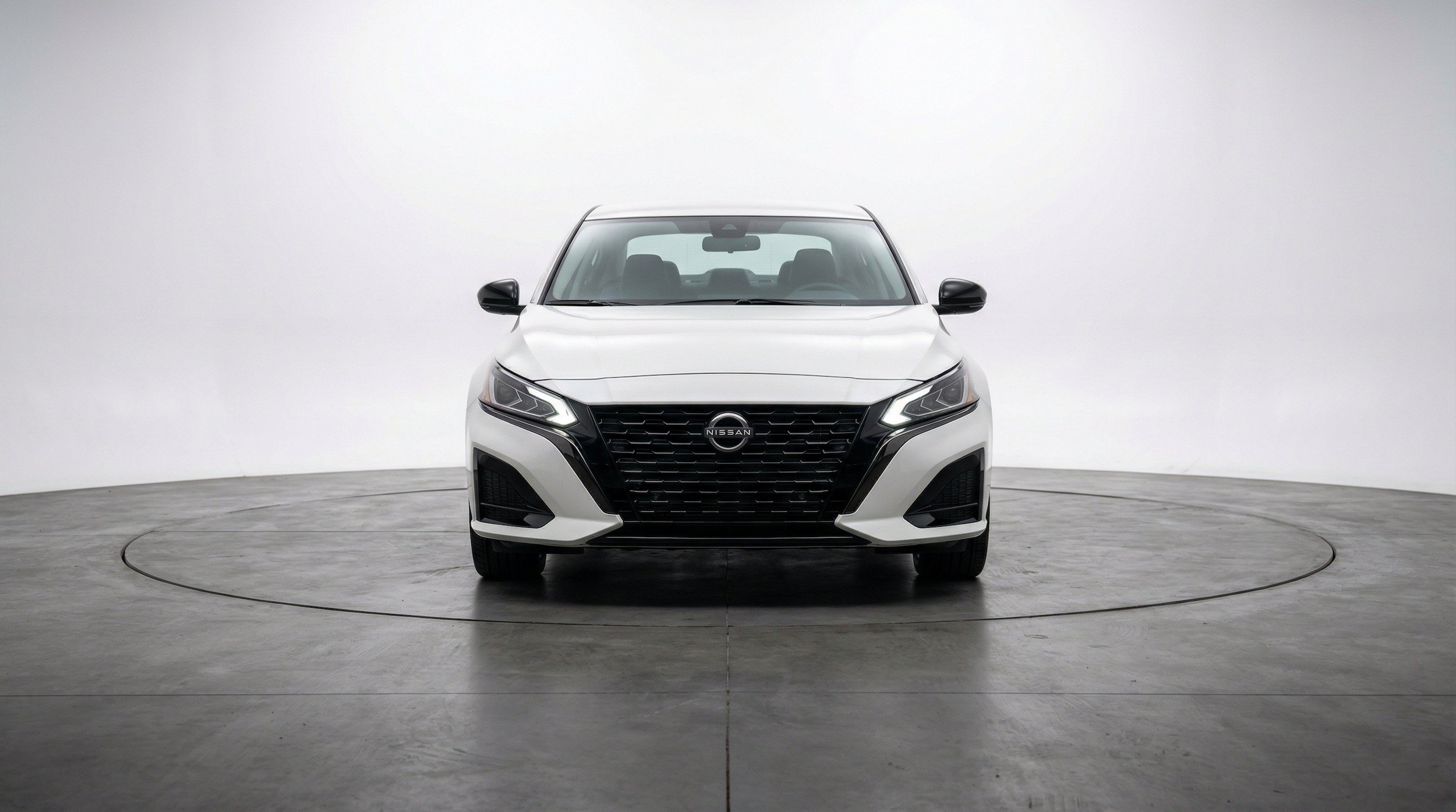 Thumbnail: 2025 Nissan Altima - 2