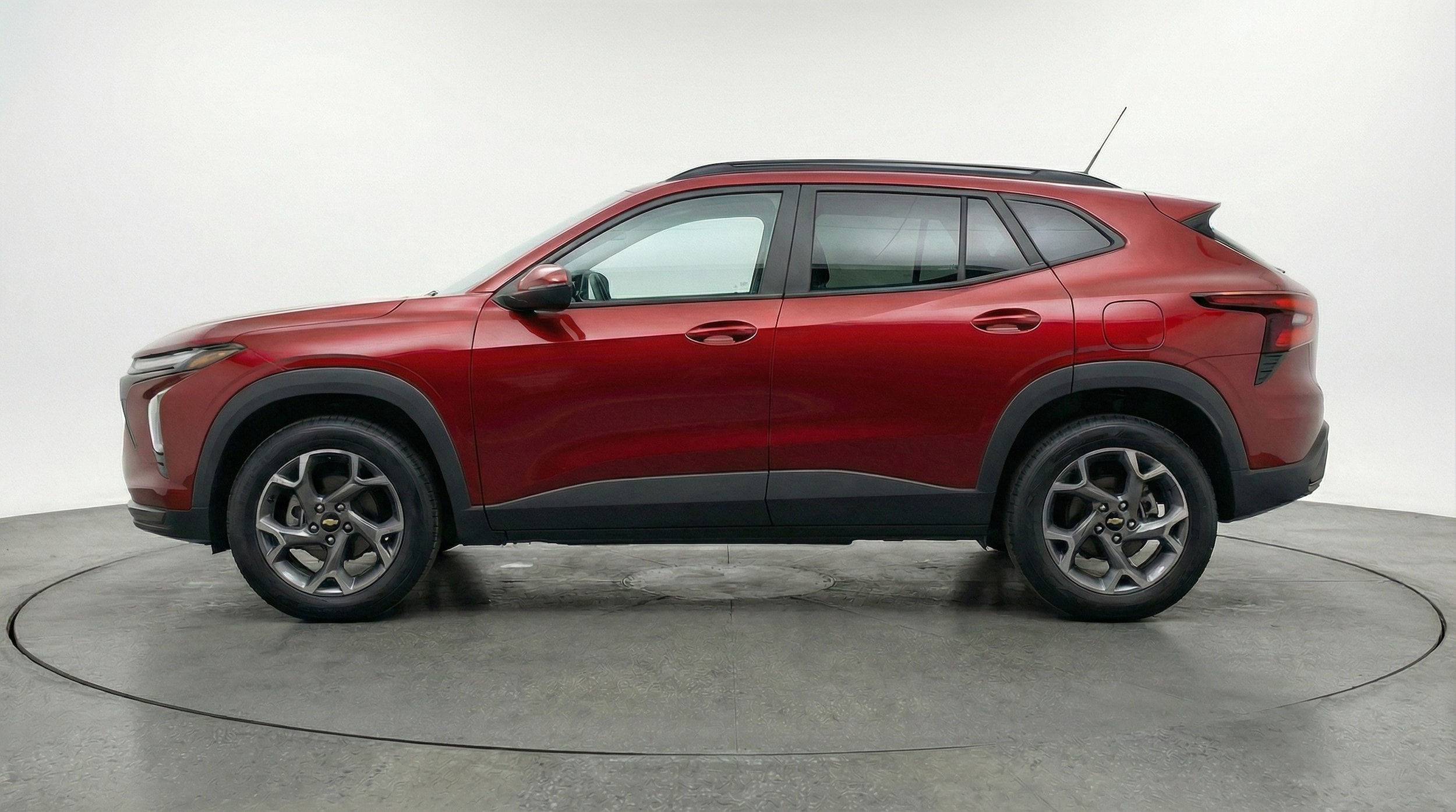 Thumbnail: 2025 Chevrolet Trax - 4