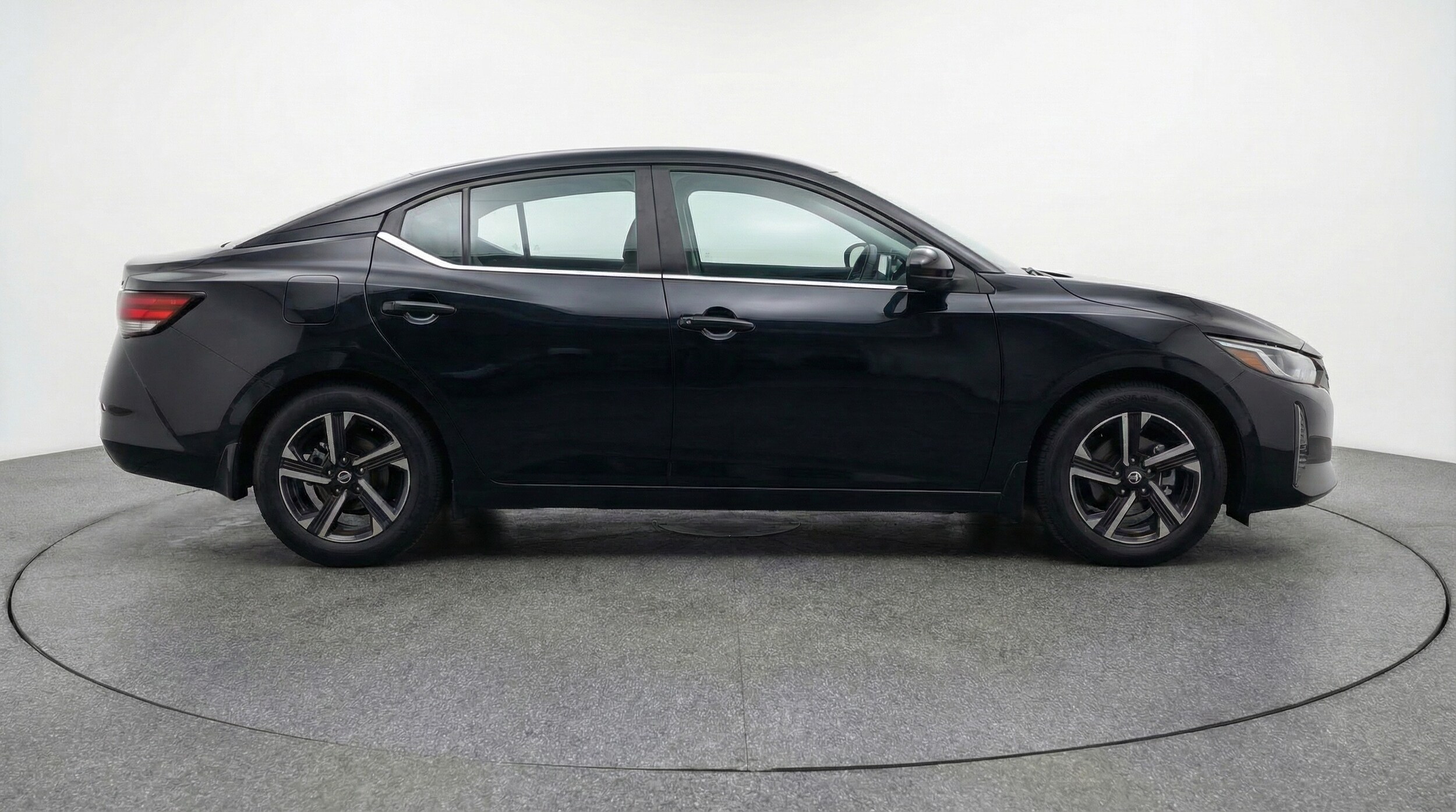 Thumbnail: 2025 Nissan Sentra - 8