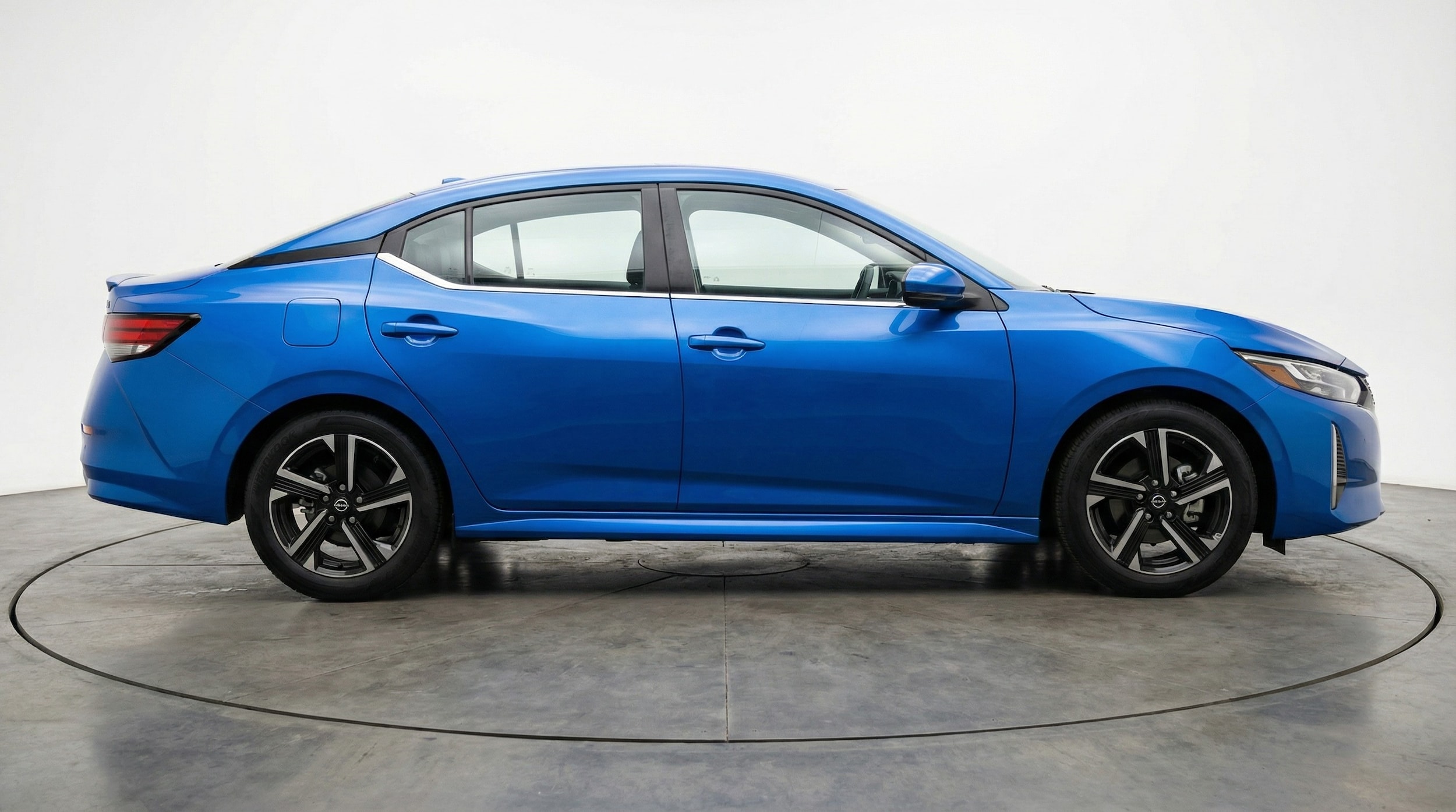 Thumbnail: 2025 Nissan Sentra - 8