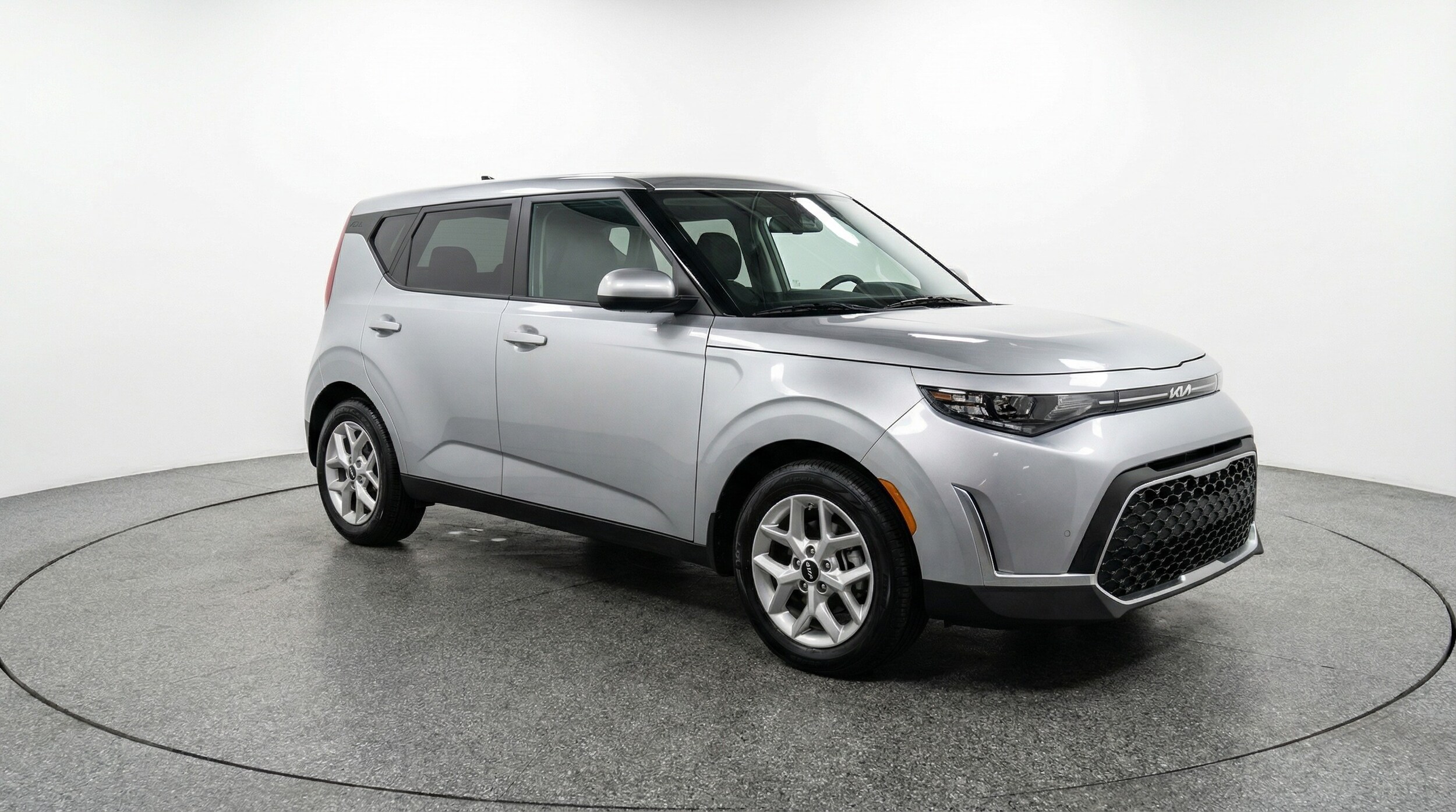 Thumbnail: 2025 Kia Soul - 1