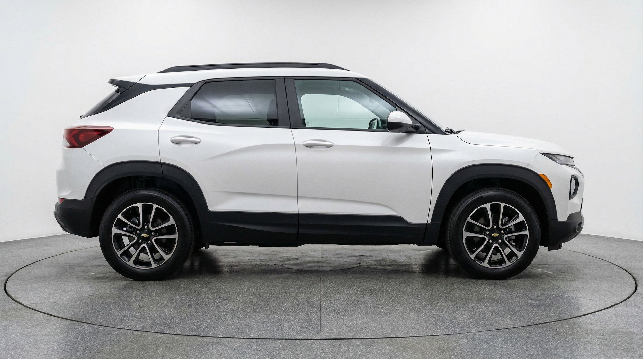 Thumbnail: 2025 Chevrolet TrailBlazer - 11
