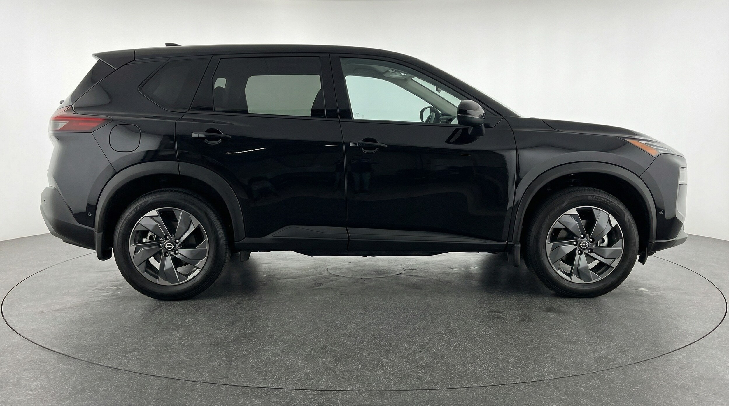 Thumbnail: 2025 Nissan Rogue - 8