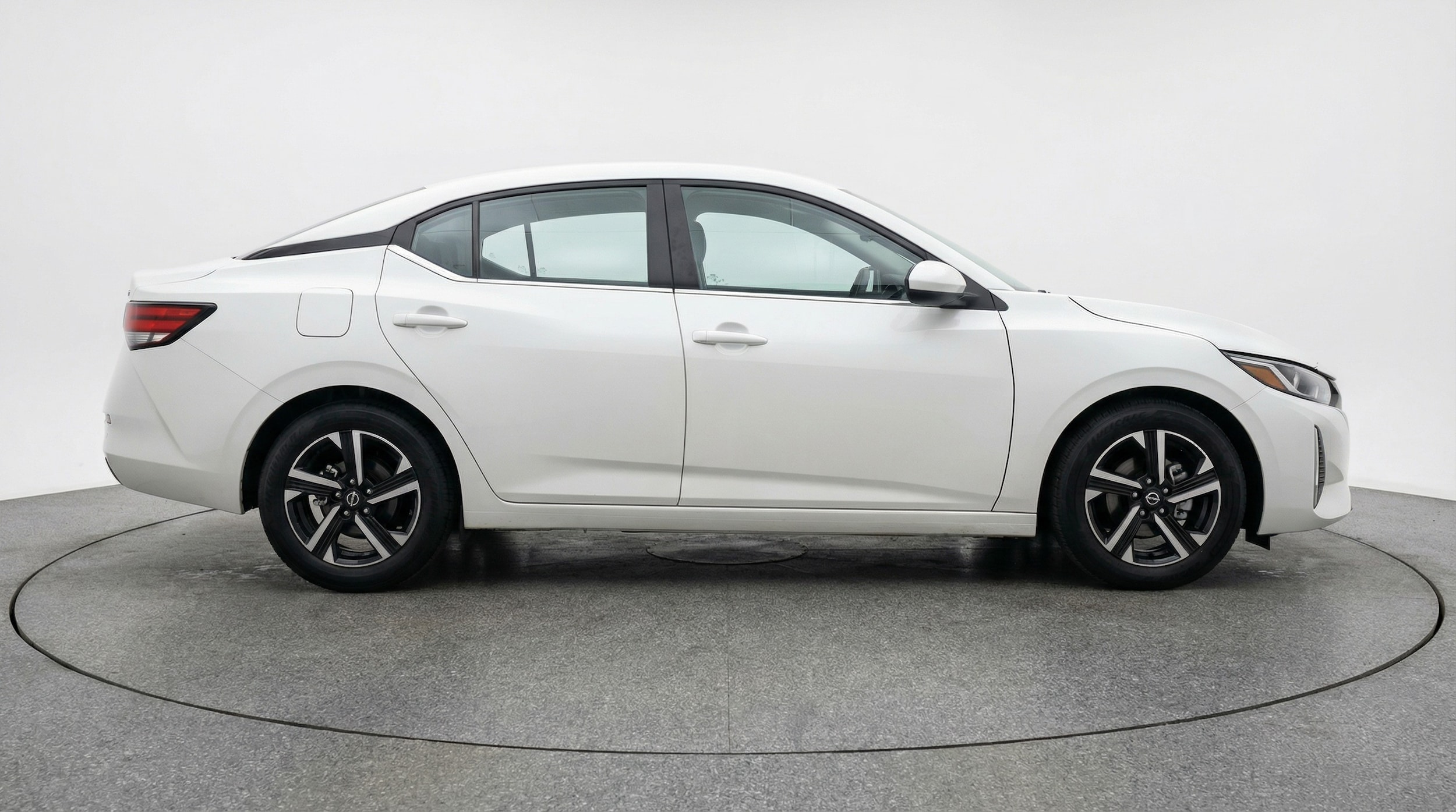 Thumbnail: 2025 Nissan Sentra - 8