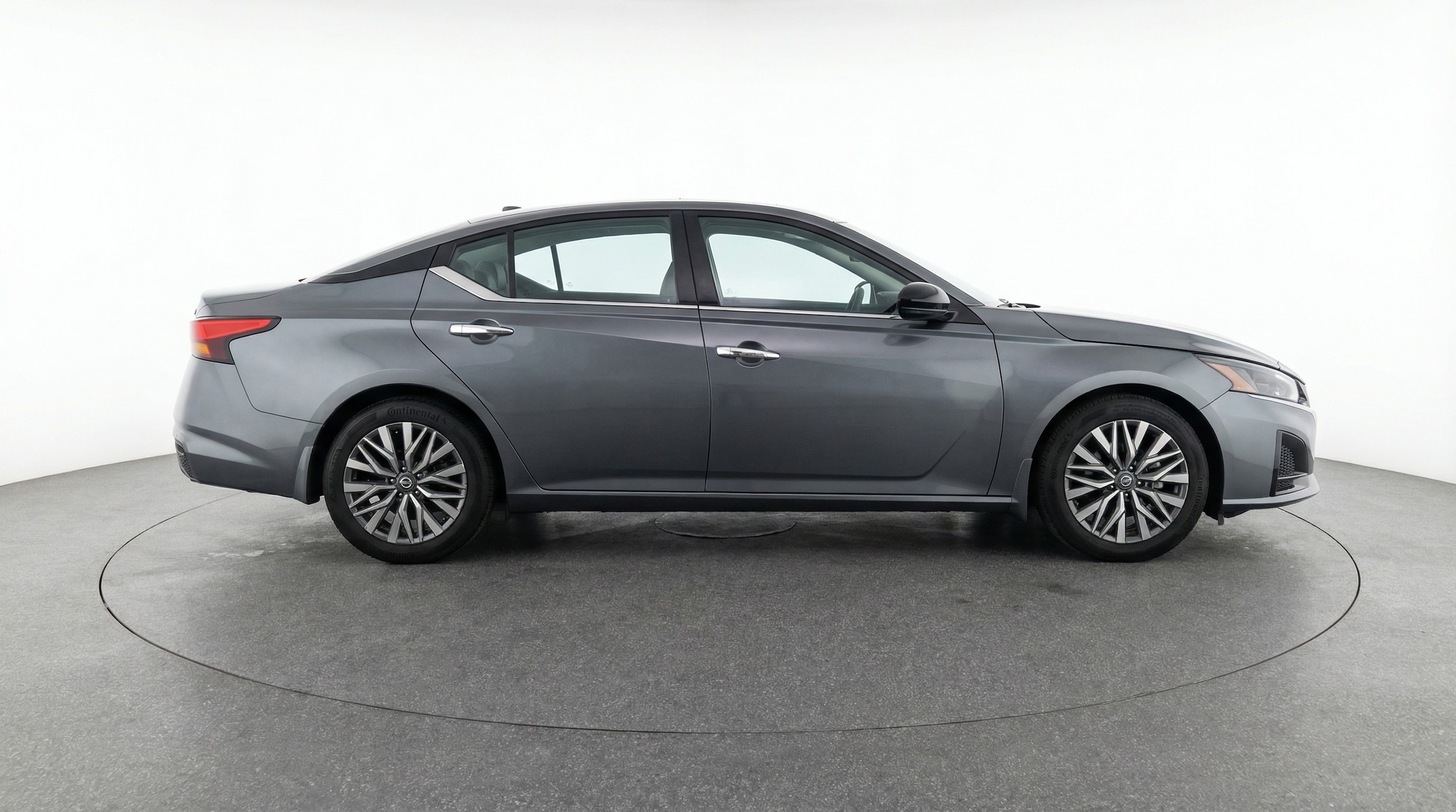 Thumbnail: 2025 Nissan Altima - 8
