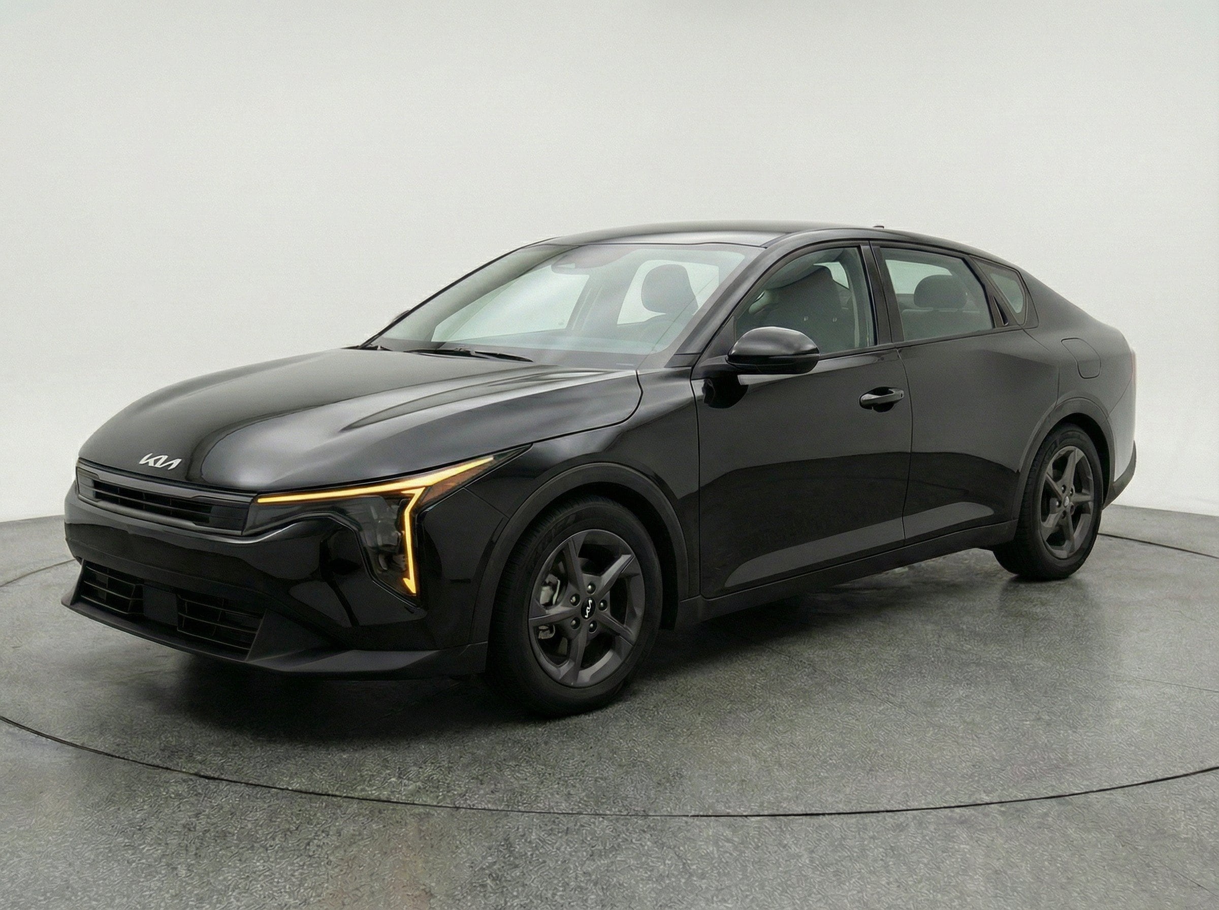 Thumbnail: 2025 Kia K4 - 3