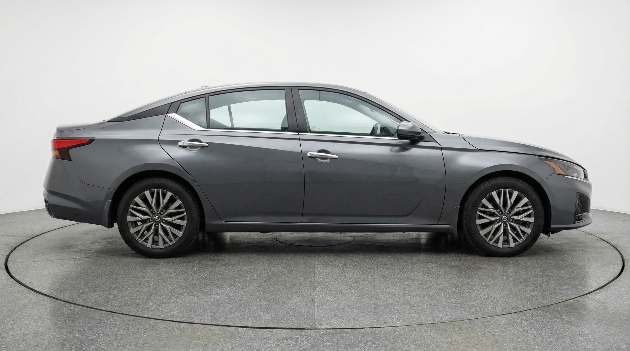 Thumbnail: 2025 Nissan Altima - 8