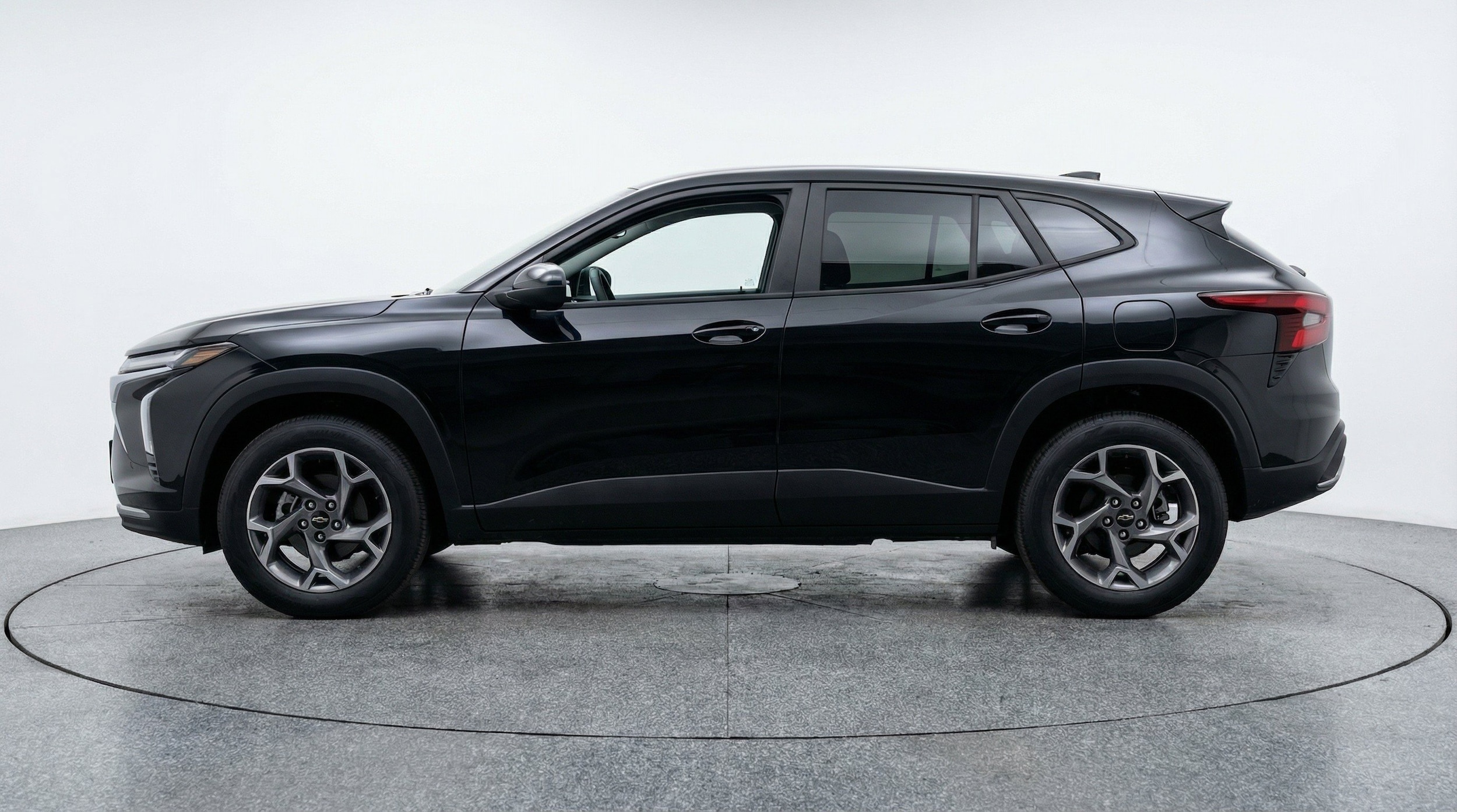 Thumbnail: 2025 Chevrolet Trax - 5