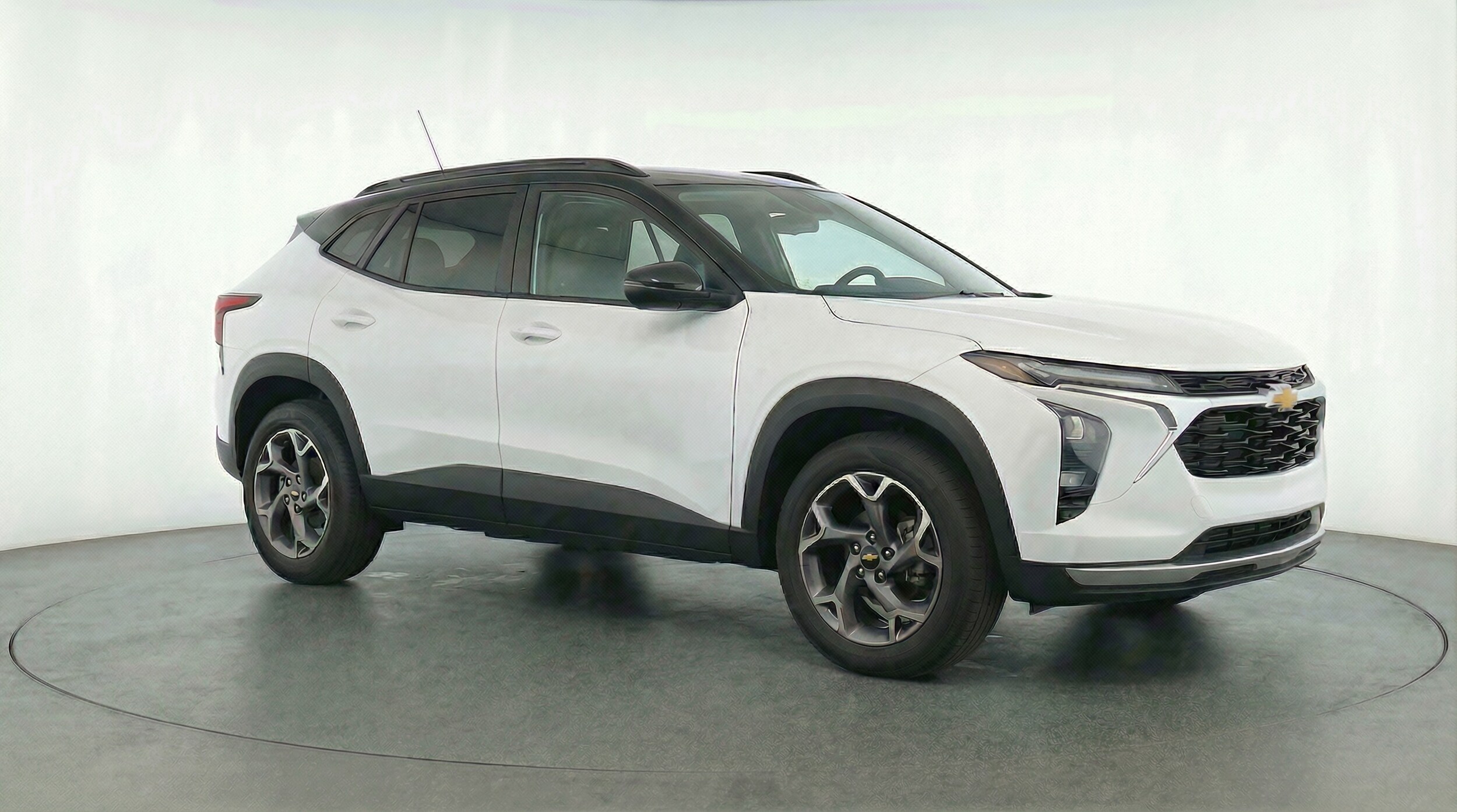 Thumbnail: 2025 Chevrolet Trax - 1