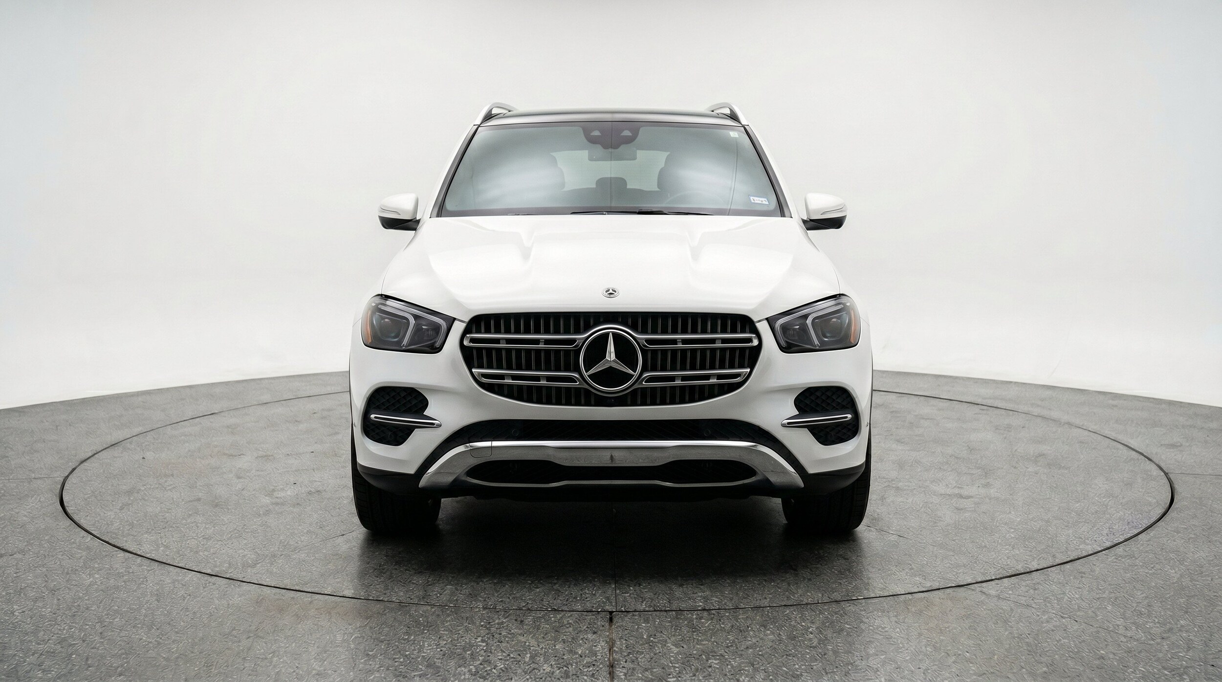 Thumbnail: 2026 Mercedes-Benz GLE - 2