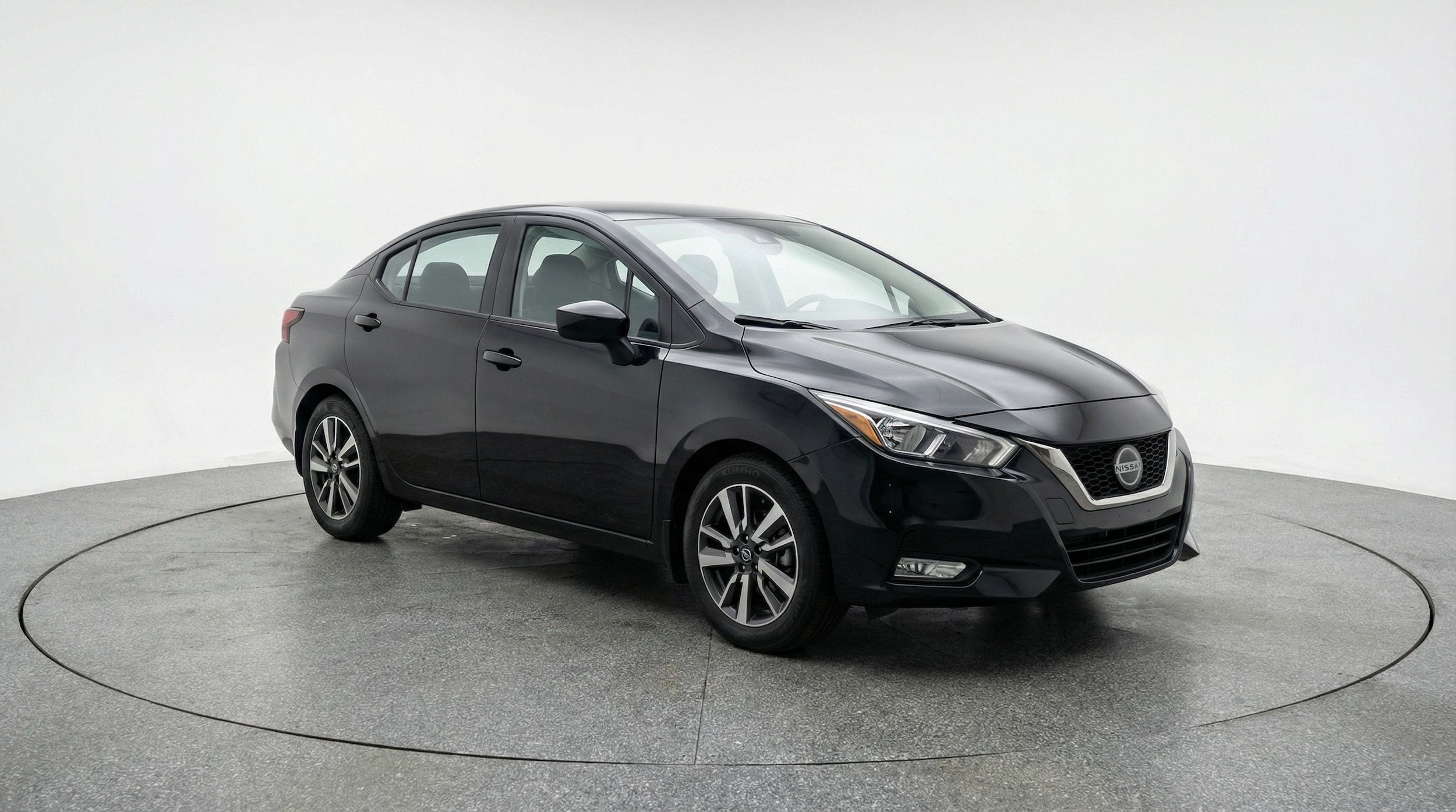 2025 Nissan Versa Sedan SV