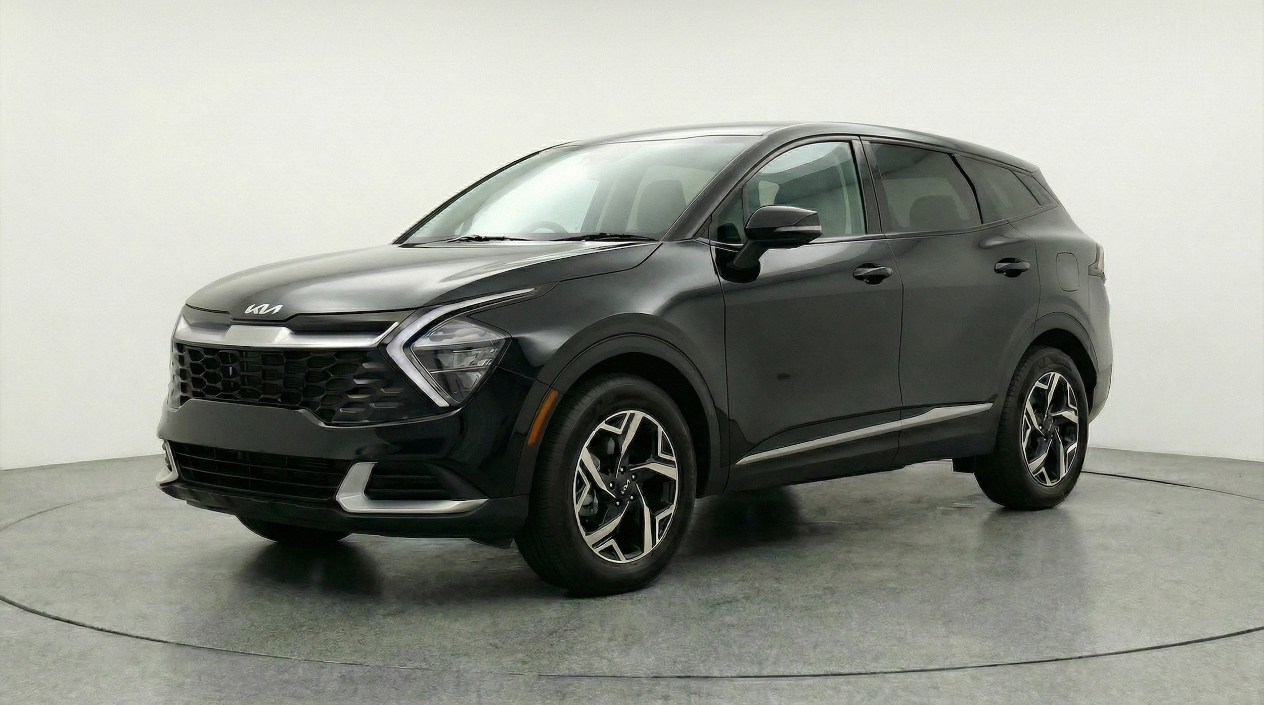 Thumbnail: 2025 Kia Sportage - 3