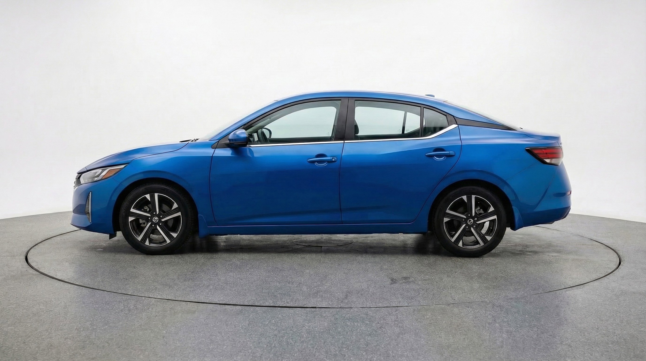 Thumbnail: 2025 Nissan Sentra - 5