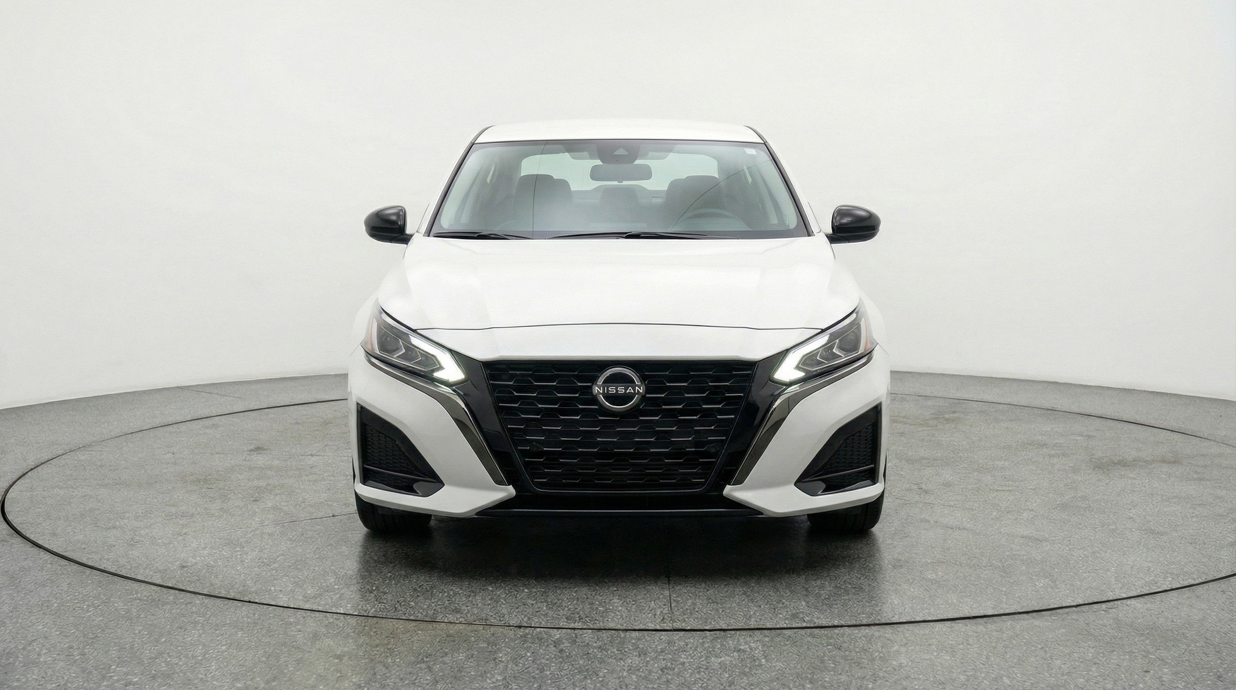 Thumbnail: 2025 Nissan Altima - 2